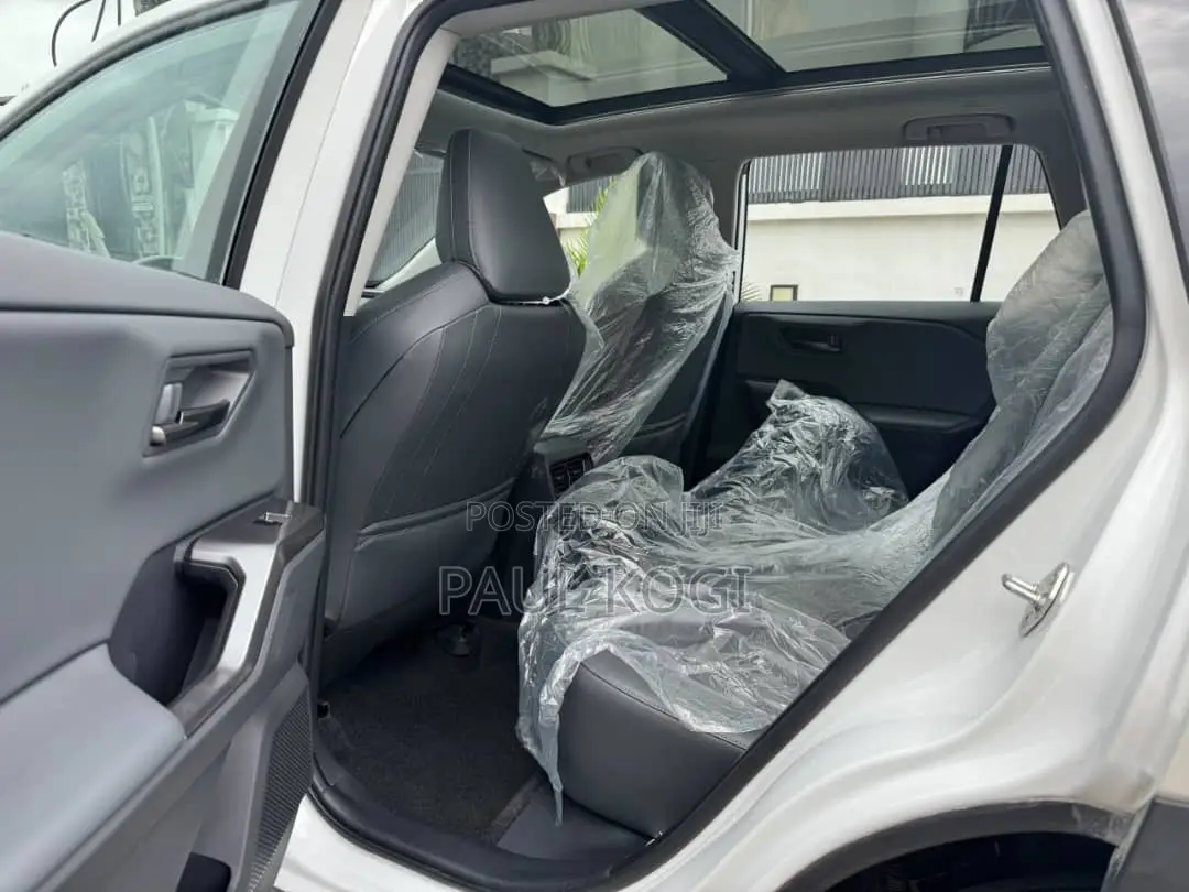 New Toyota RAV4 2025 White