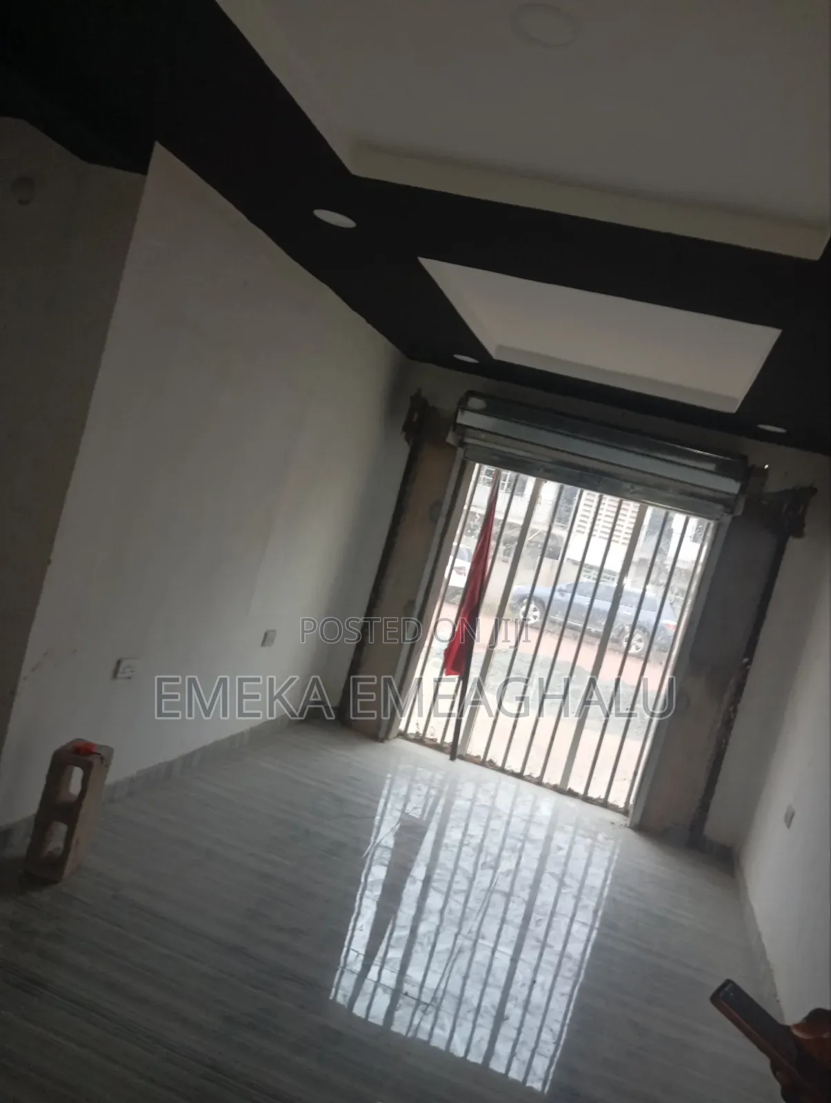Large Office Space / Shop / Warehouse