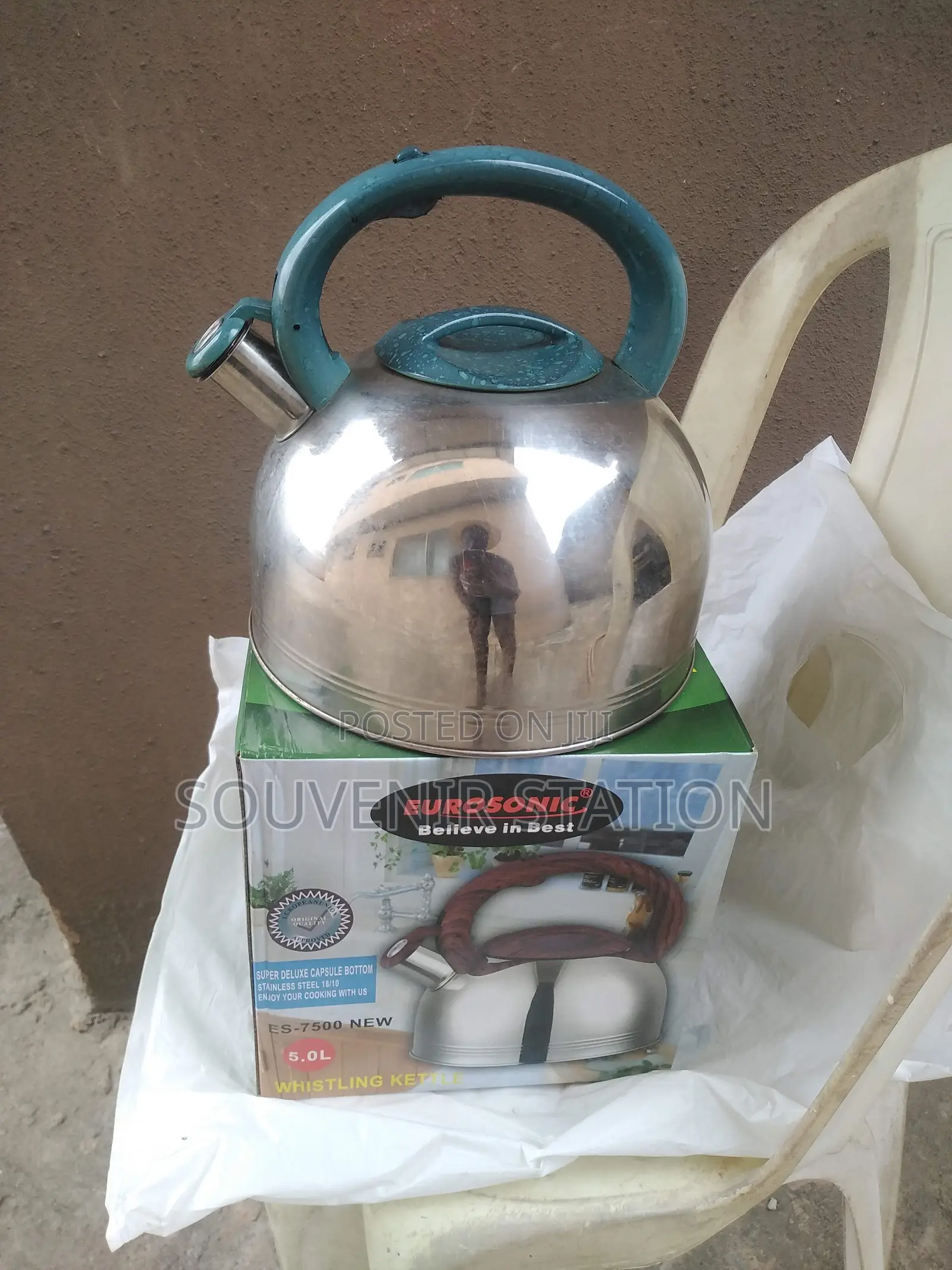 5.8L Stove Top Whistling Kettle