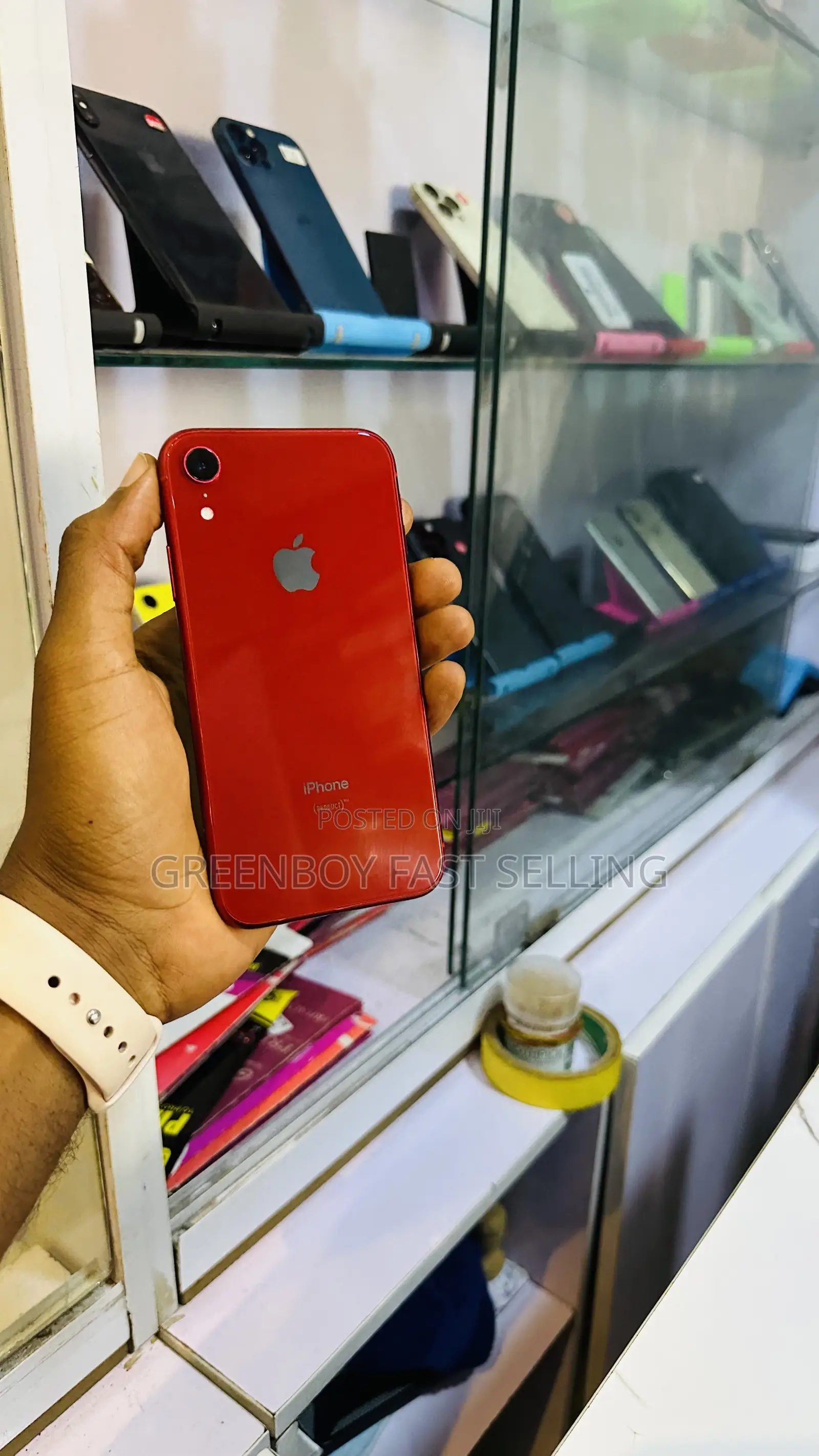 Apple iPhone XR 64 GB Red