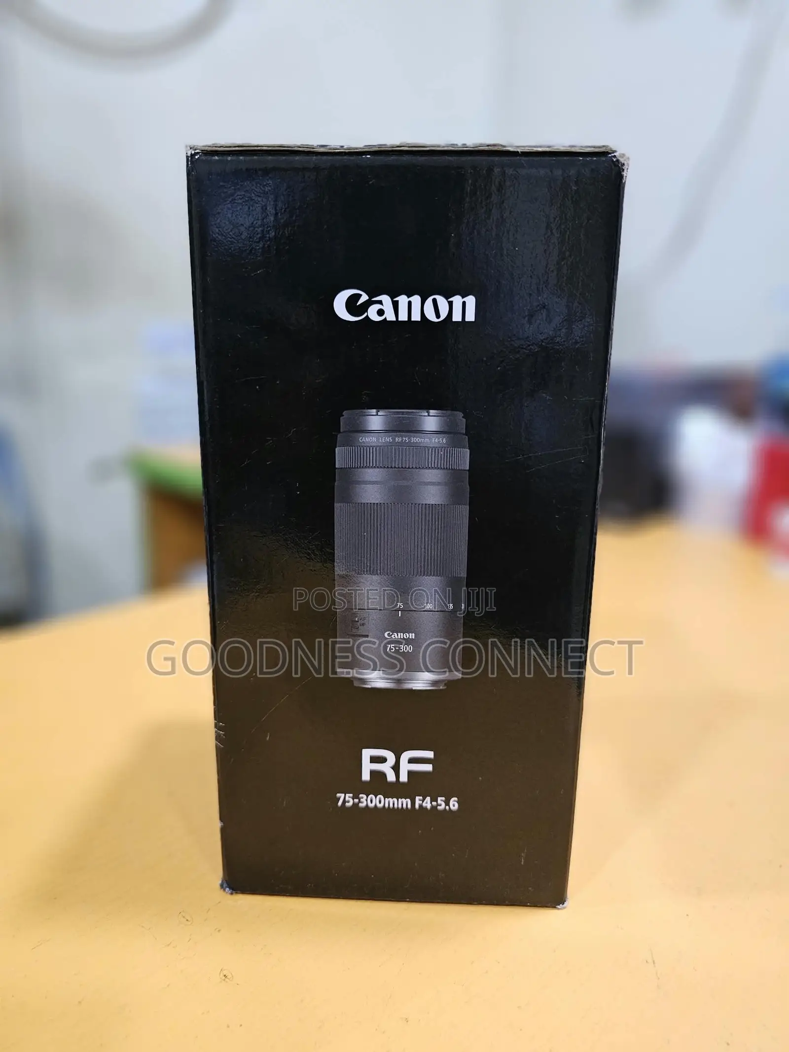 Canon RF 75–300mm F4–5.6