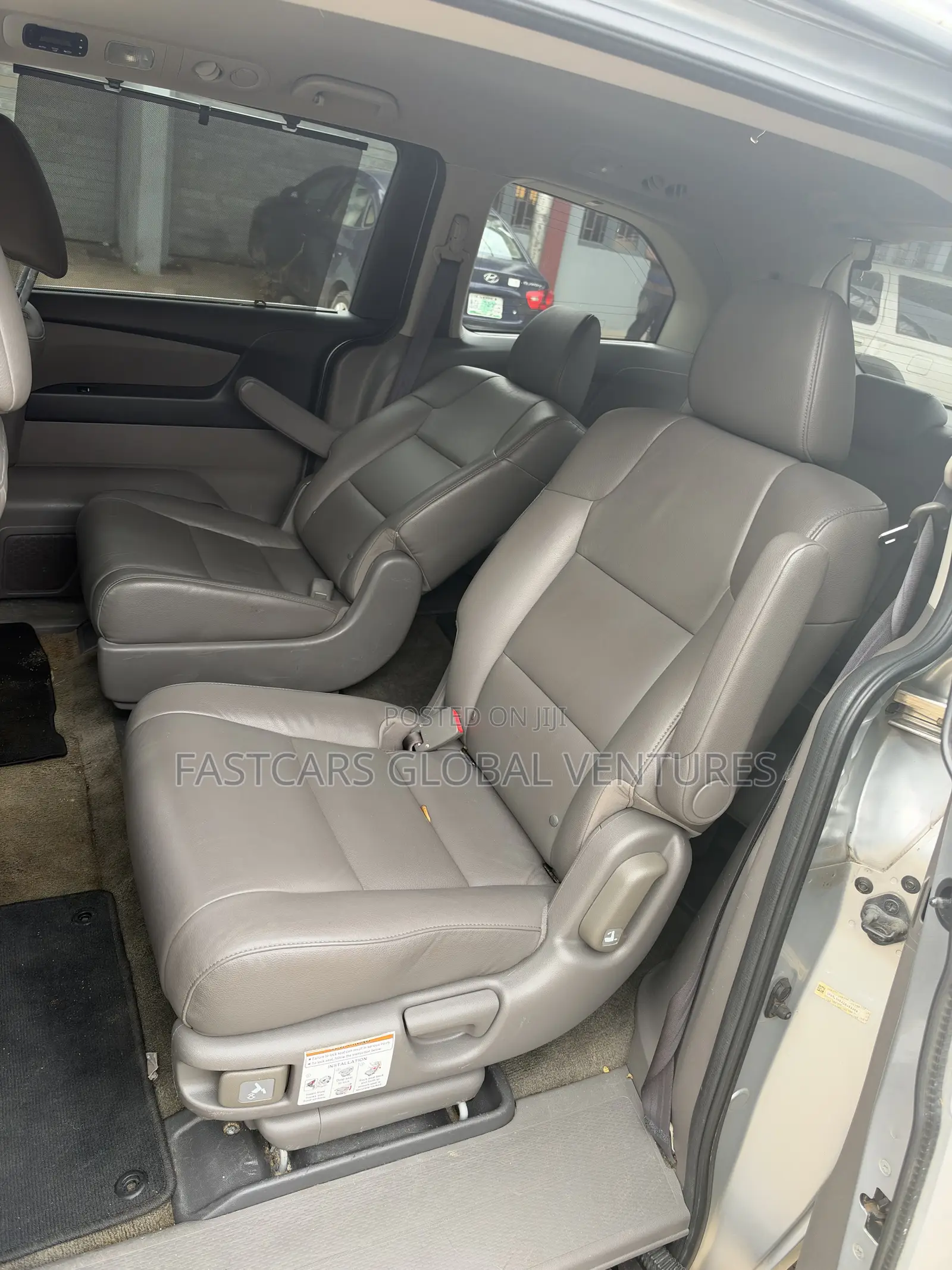 Honda Odyssey Touring 2013 Silver