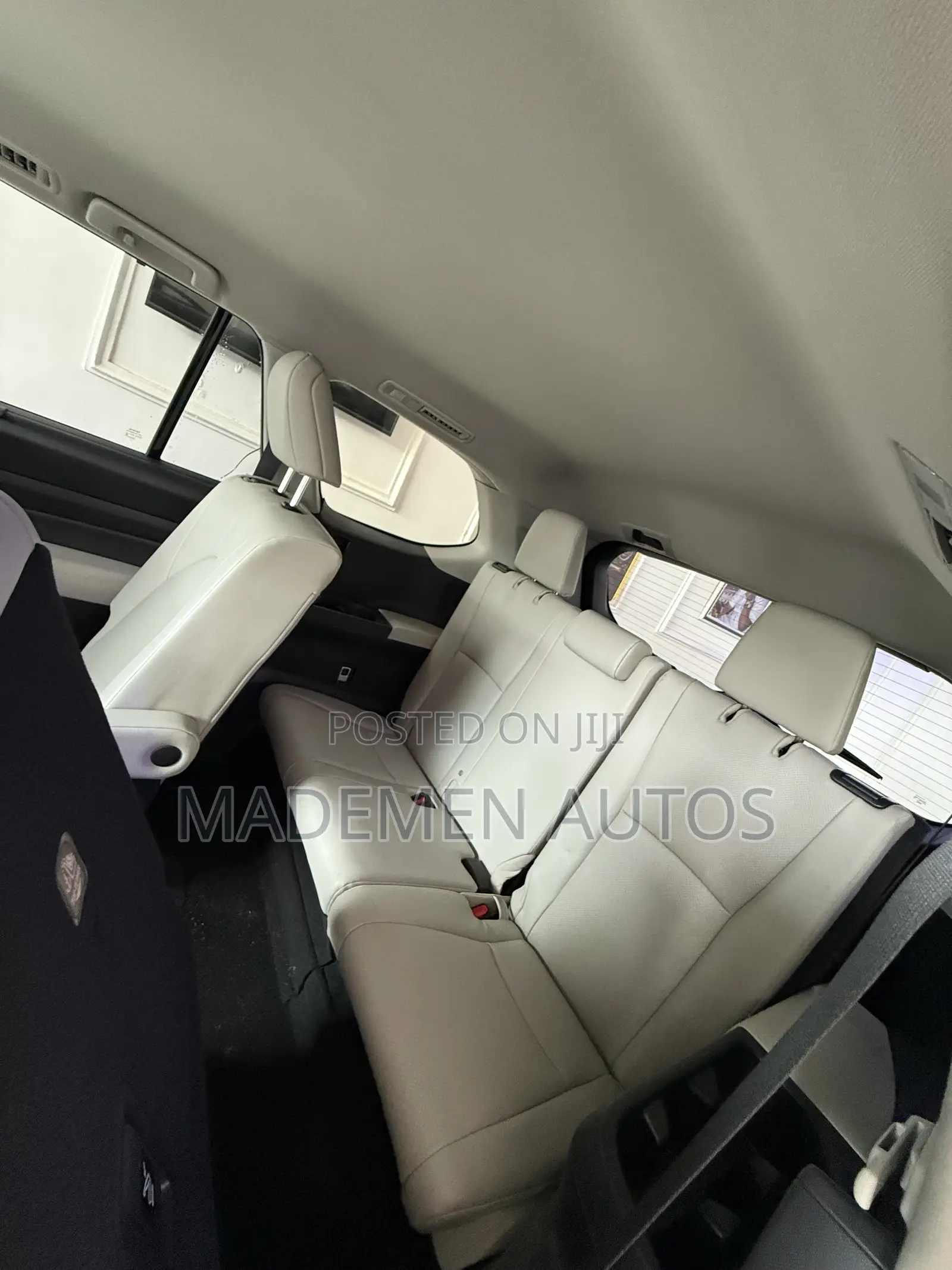 Toyota Highlander XLE AWD 2024 Blue