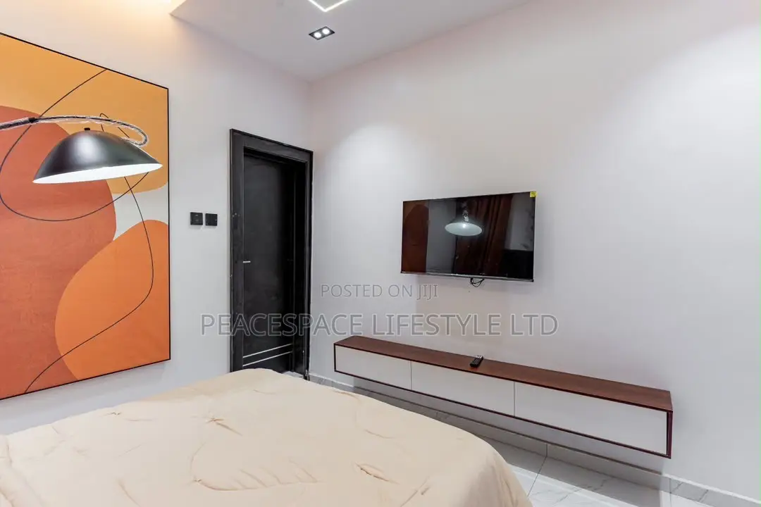 Brand-New 1-Bedroom Apartment With Pool — Abule Egba