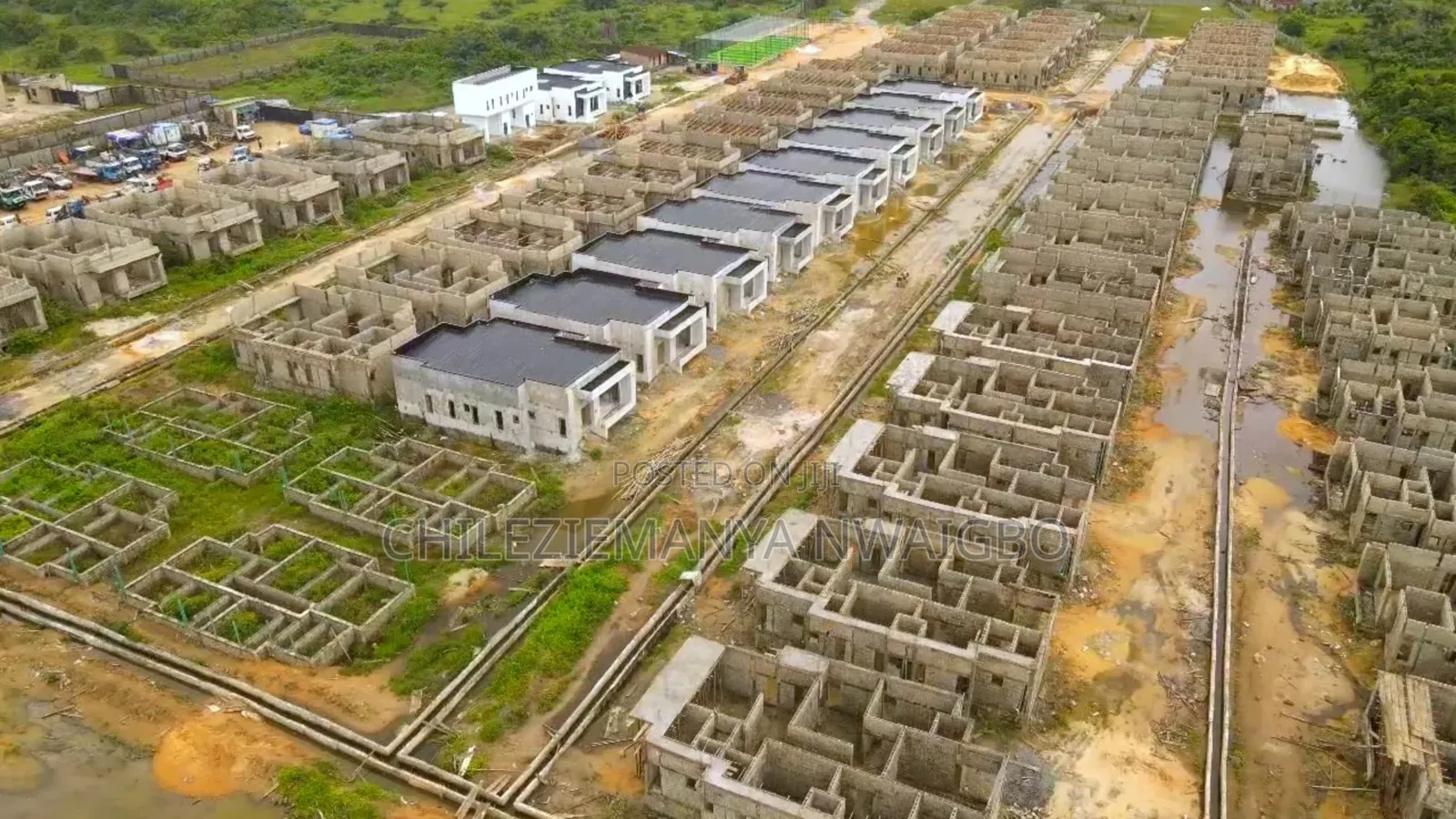 4bdrm Bungalow in Igando-Oloja for Sale