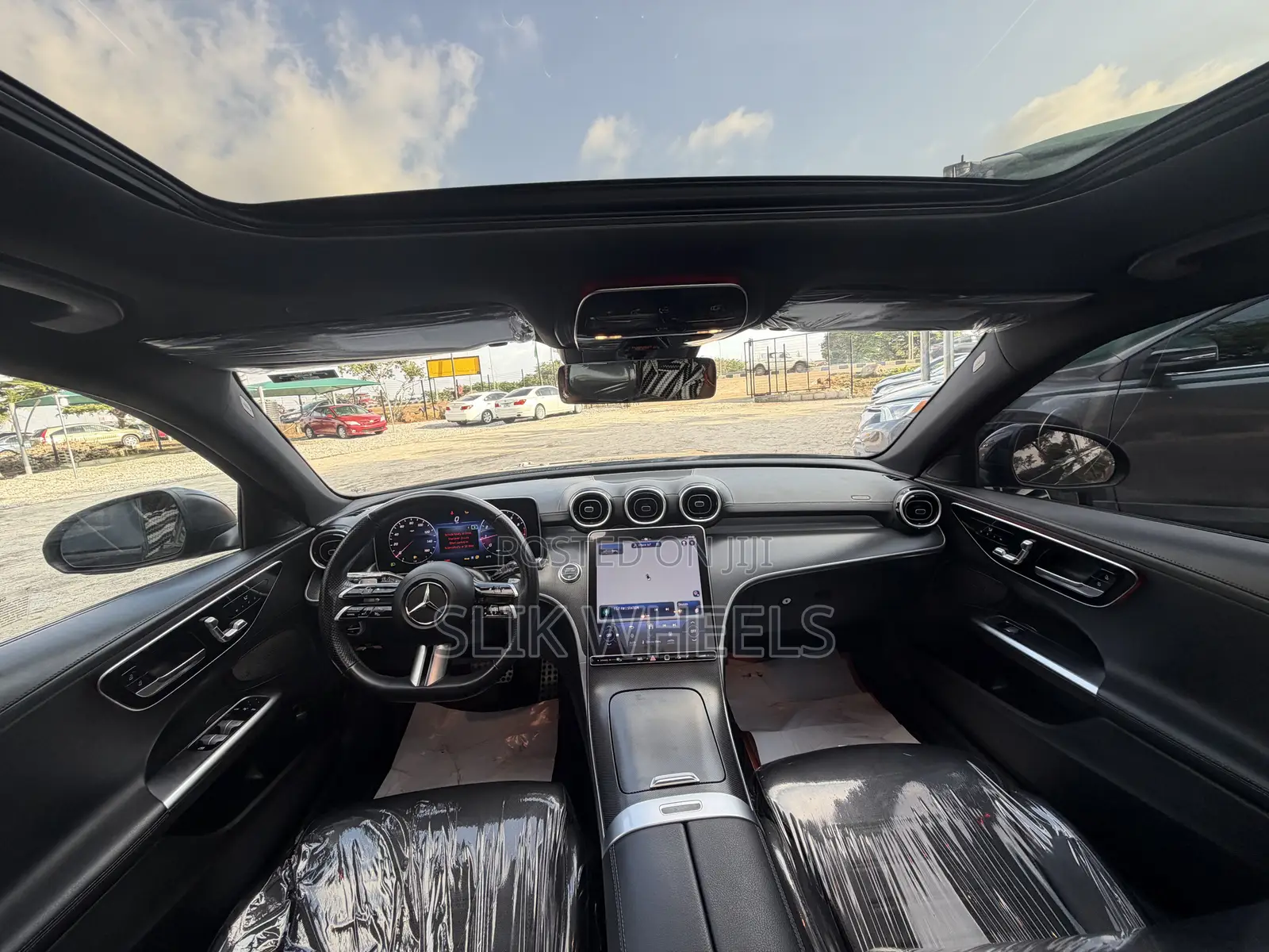 Mercedes-Benz C300 2024 Black