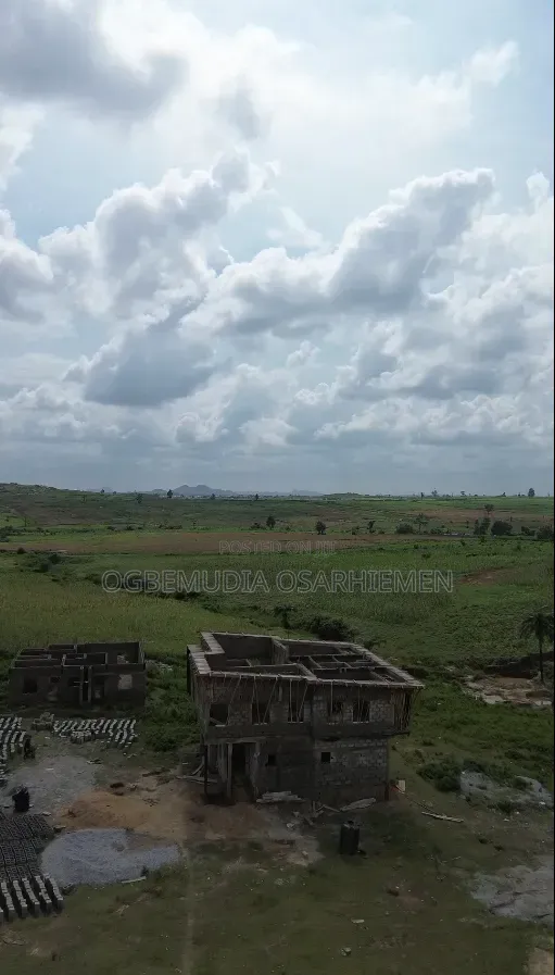 250sqm Estate Land for 4 Bedroom Terrace Duplex With RofO