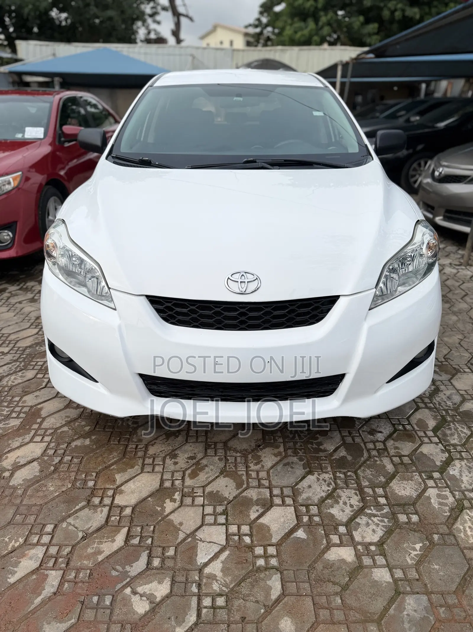 Toyota Matrix 2010 White