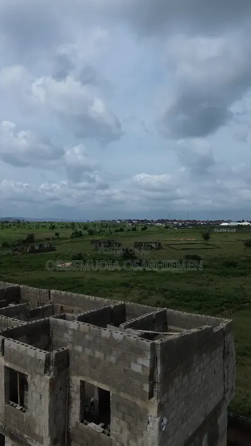 500sqm Estate Land for 5 Bedroom Detached Duplex With BQ With RofO