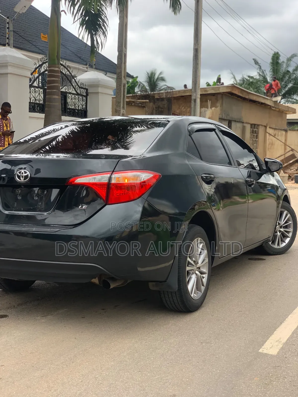 Toyota Corolla LE Eco Plus 4dr Sedan (1.8L 4cyl CVT) 2014 Black