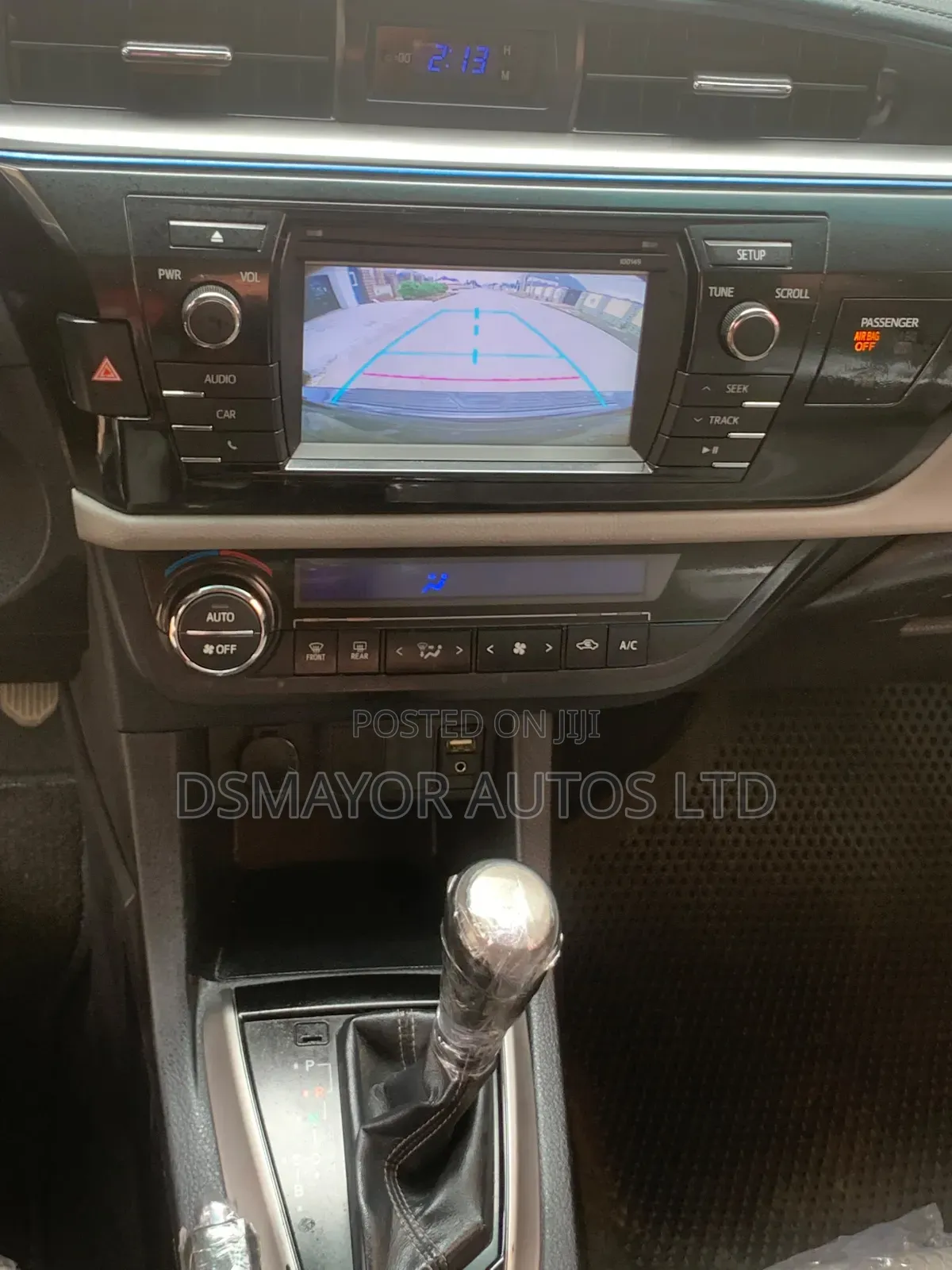 Toyota Corolla LE Eco Plus 4dr Sedan (1.8L 4cyl CVT) 2014 Black