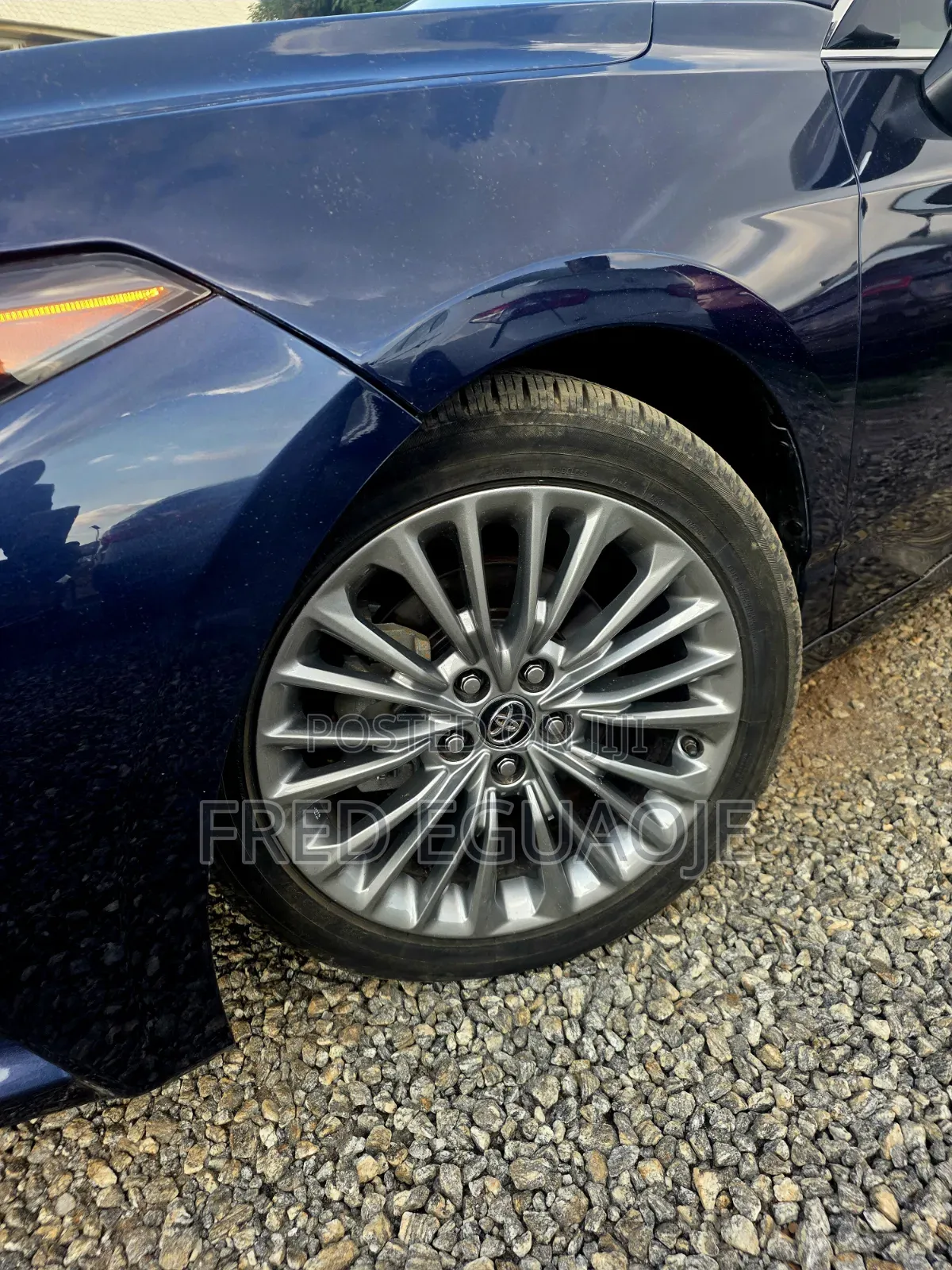 Toyota Avalon Limited 2020 Blue