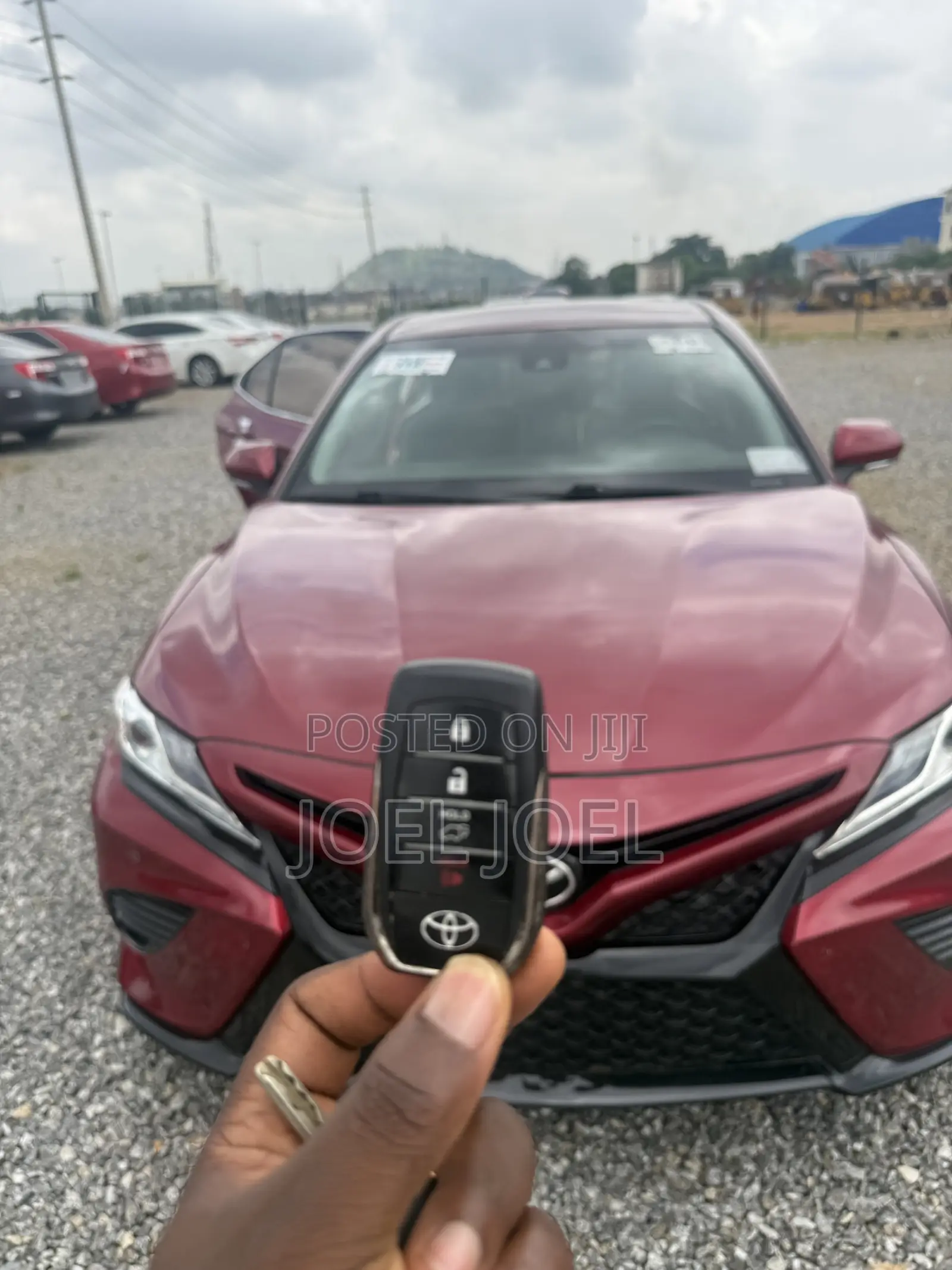 Toyota Camry 2018 Red