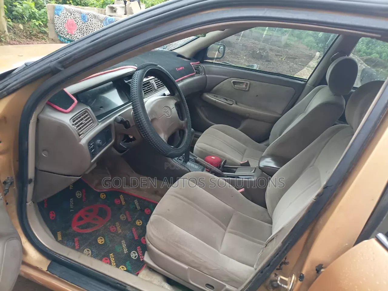Toyota Camry 2001 Gold