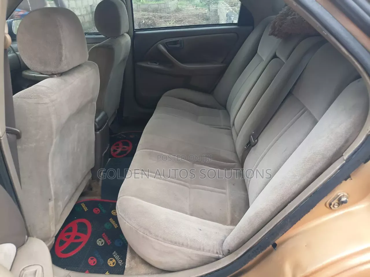 Toyota Camry 2001 Gold