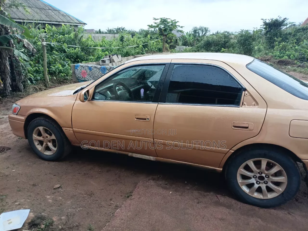 Toyota Camry 2001 Gold