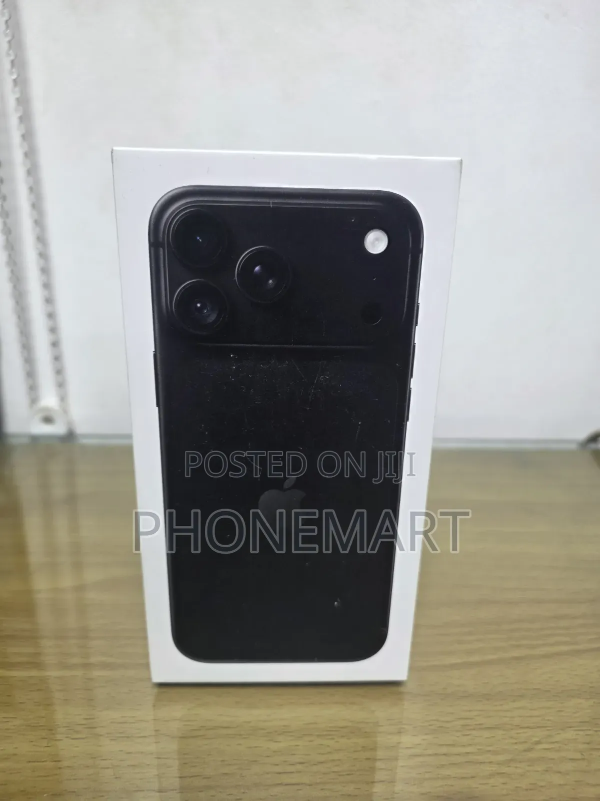 New Apple iPhone 18 Pro Max 1 TB Black