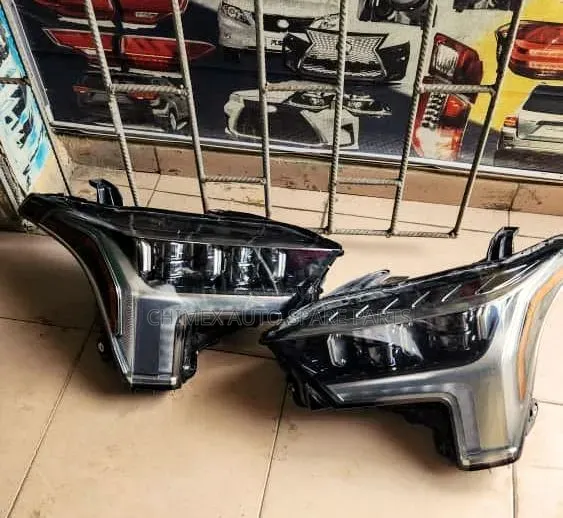 Headlamp for Toyota Tundra 2025 New Addition
