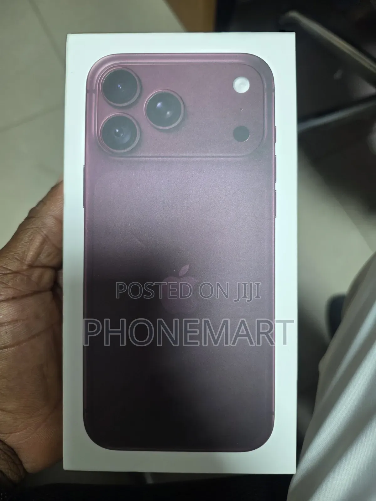 New Apple iPhone 18 Pro Max 1 TB Purple