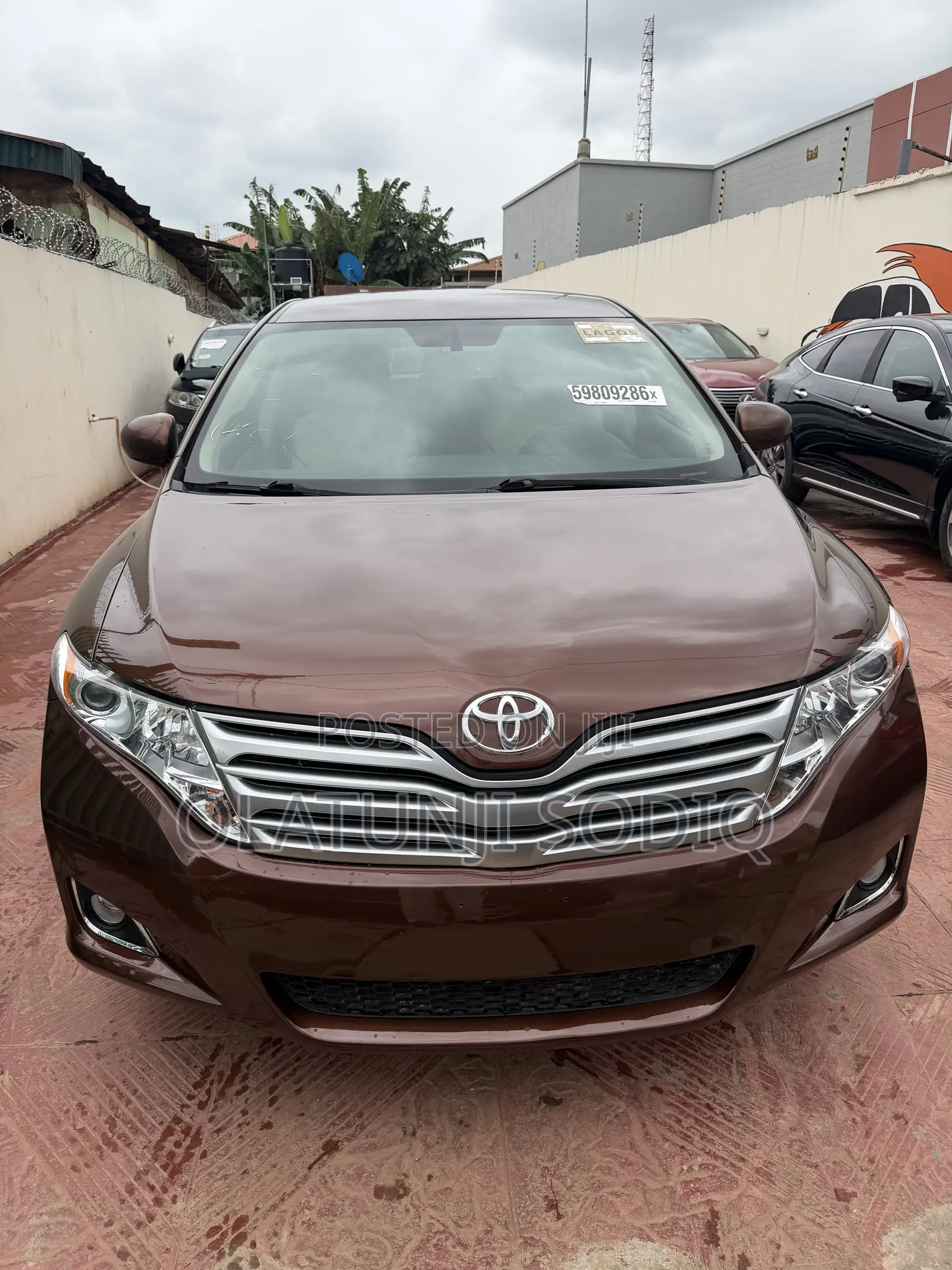 Toyota Venza LE 2012 Brown