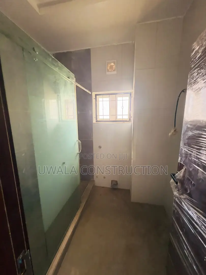 4bdrm Duplex in Guzape District for sale