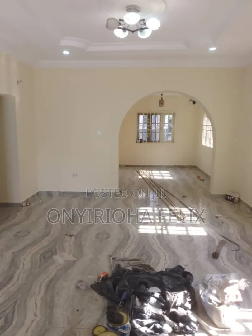 3bdrm Bungalow in Gwarinpa 6Th Avenue, Bunkoro for rent