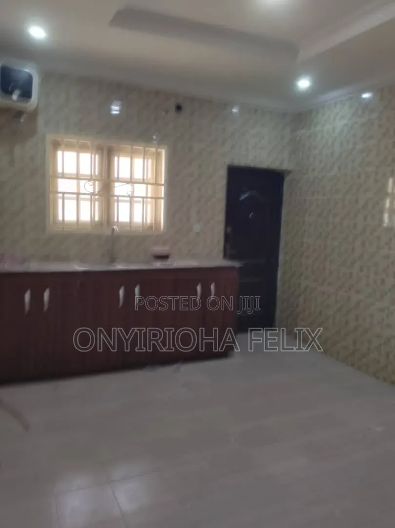 3bdrm Bungalow in Gwarinpa 6Th Avenue, Bunkoro for rent
