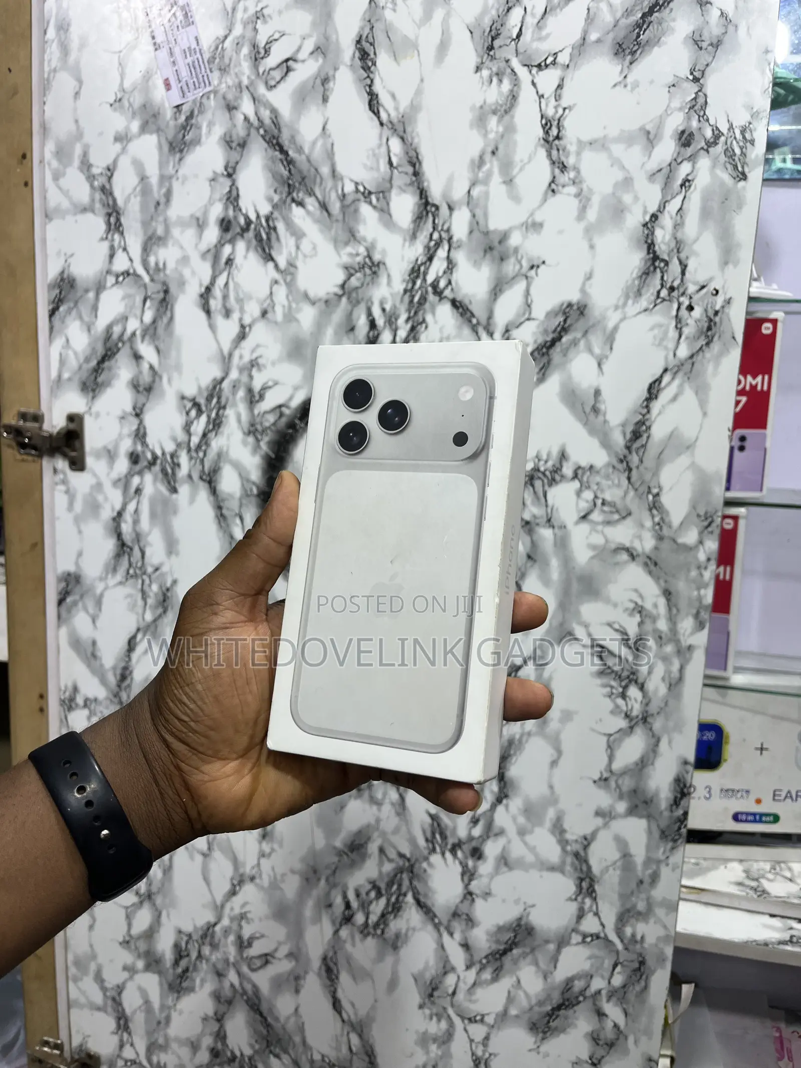 New Apple iPhone 17 Pro 256 GB White