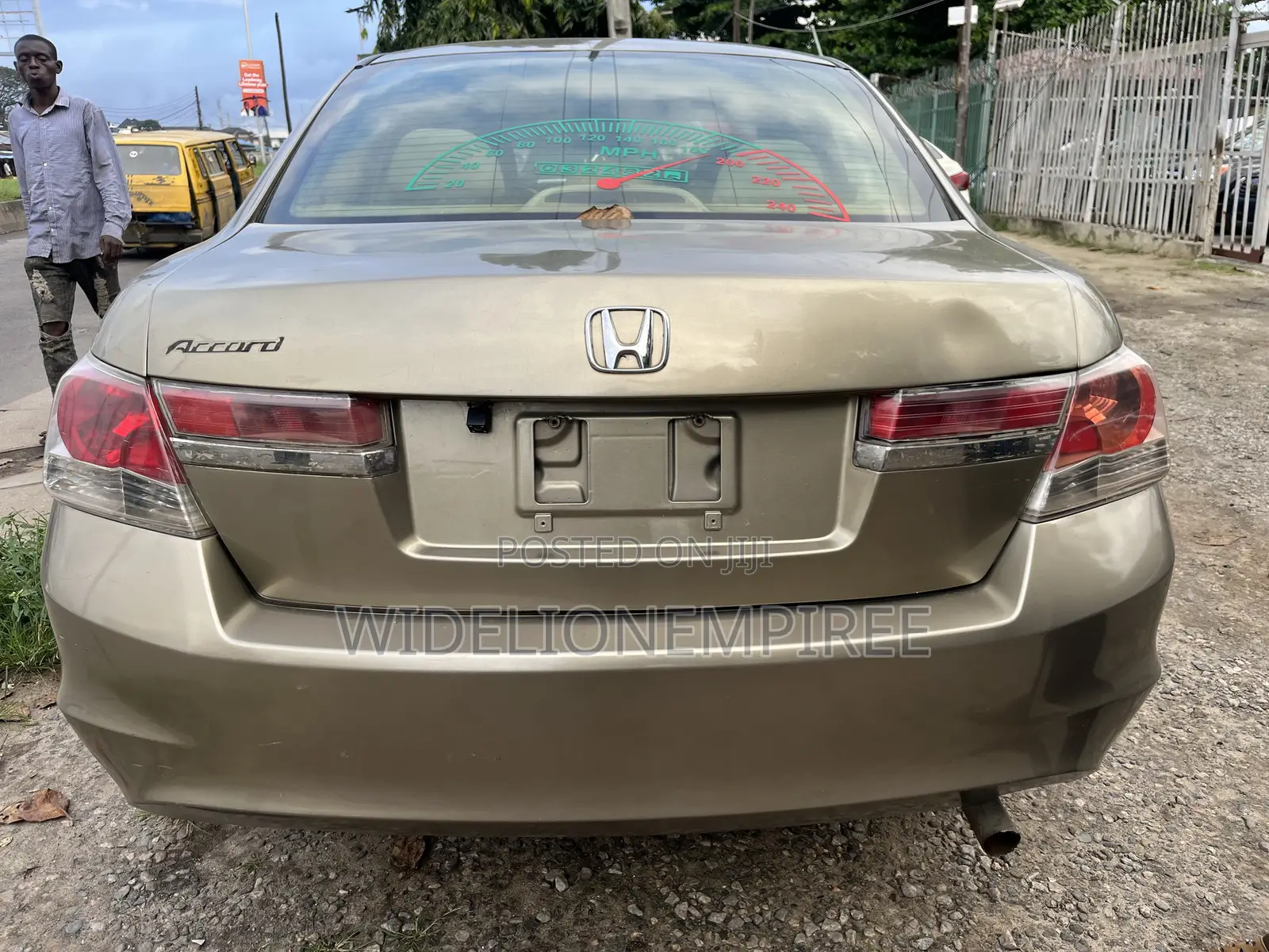 Honda Accord 2.0 Comfort 2008 Gold