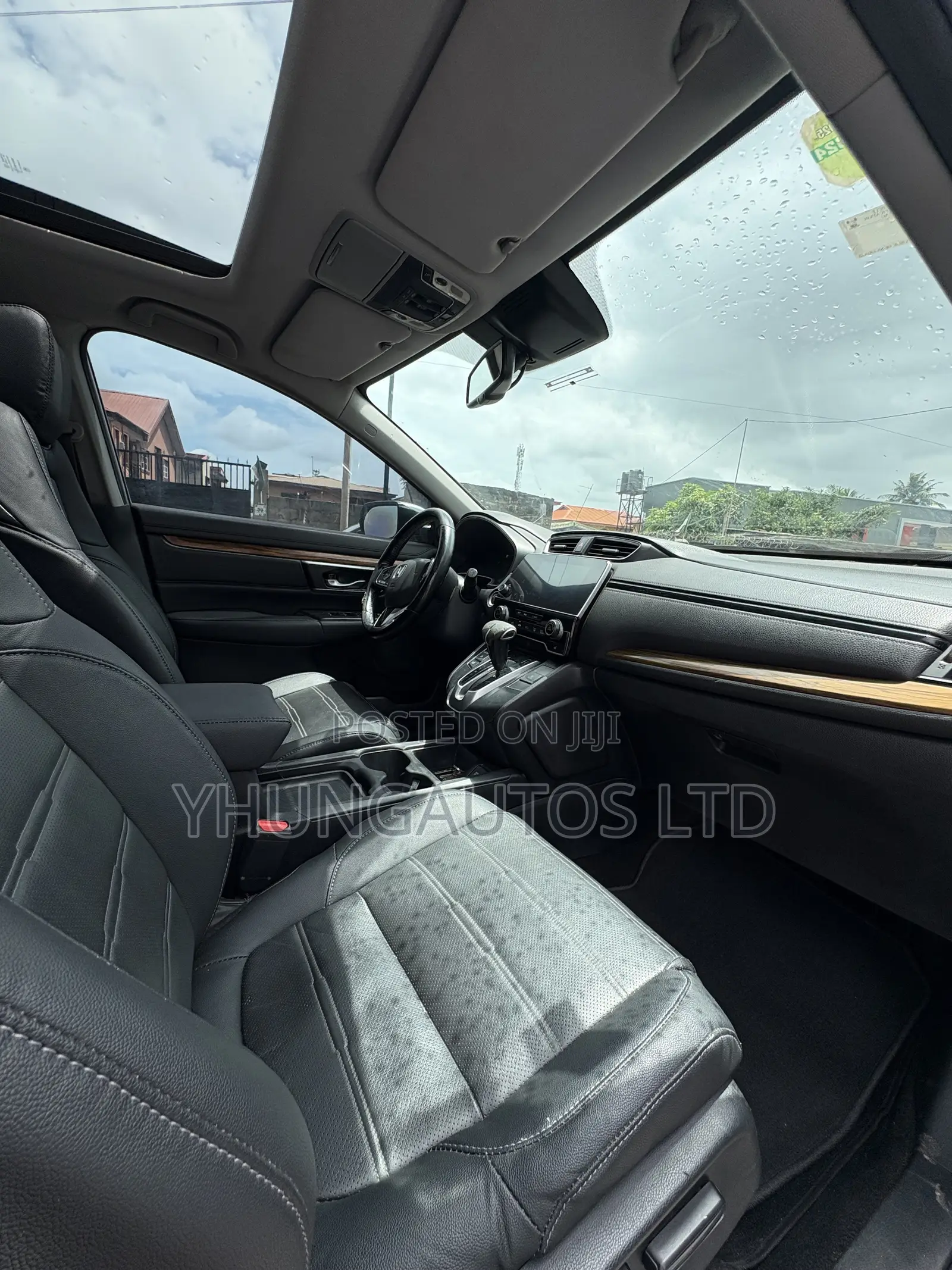 Honda CR-V Touring AWD 2018 Gray