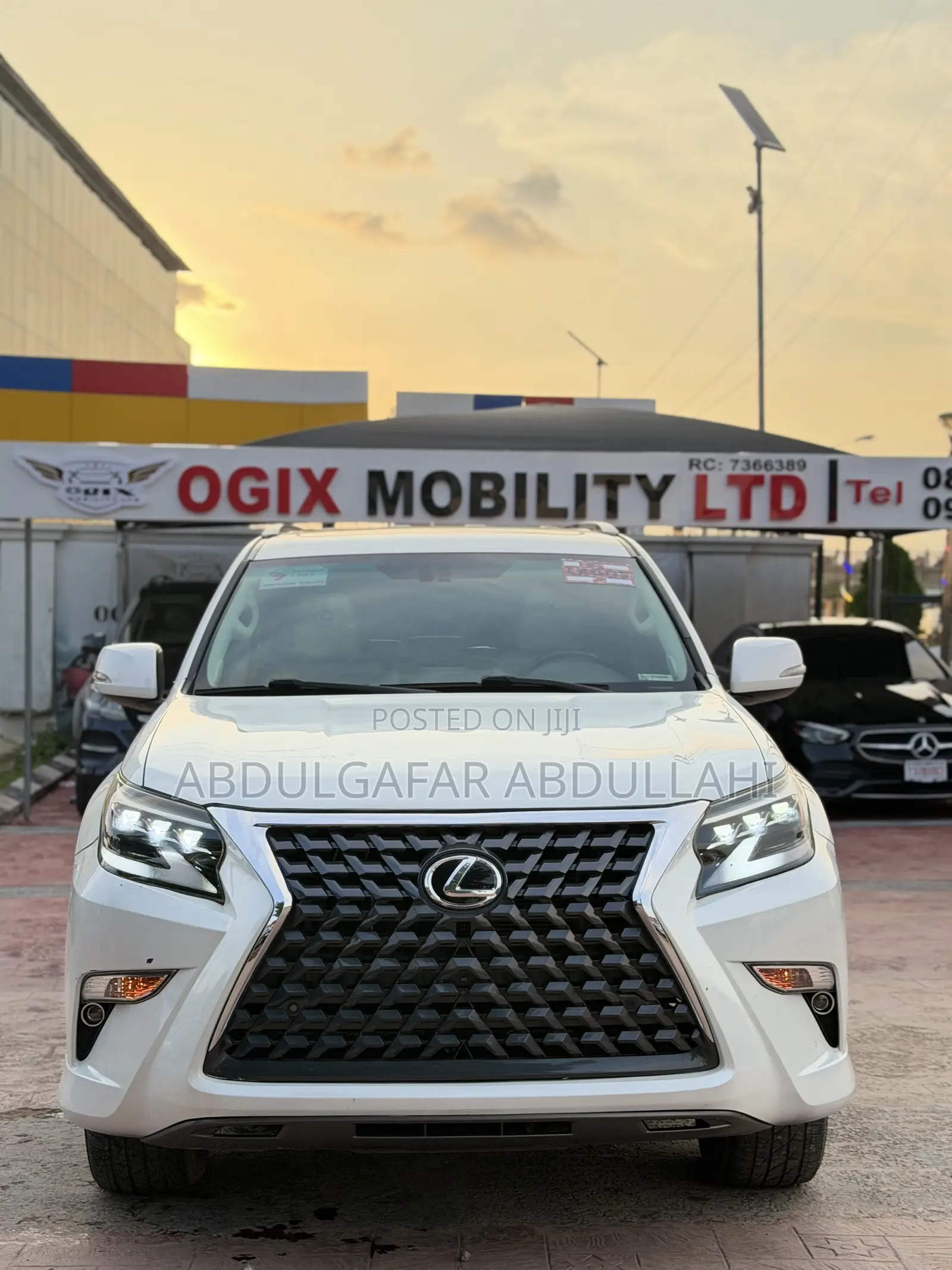 Lexus GX 460 Base 2014 White