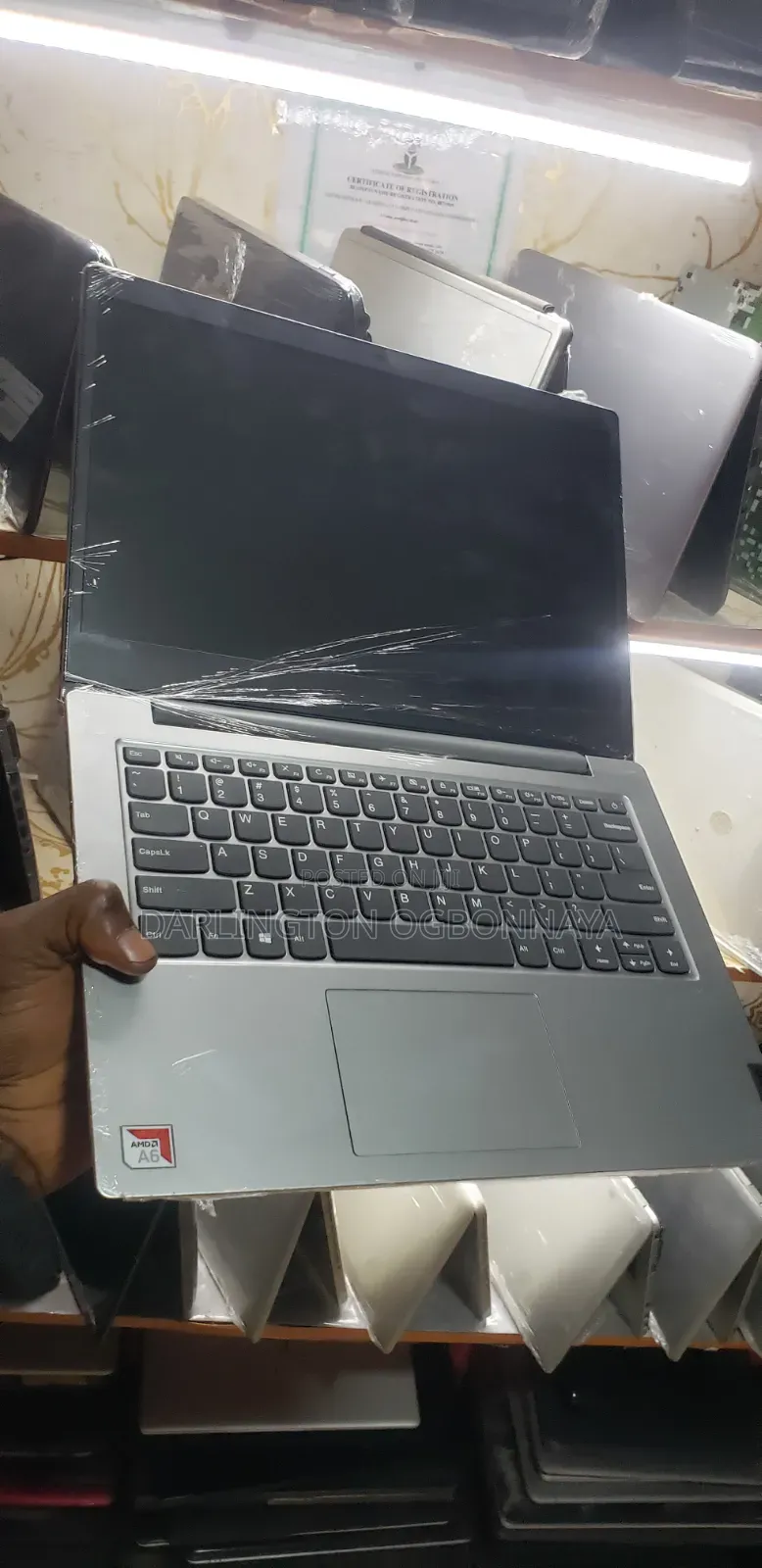 Laptop Lenovo IdeaPad 1 4GB Intel Pentium eMMC 128GB