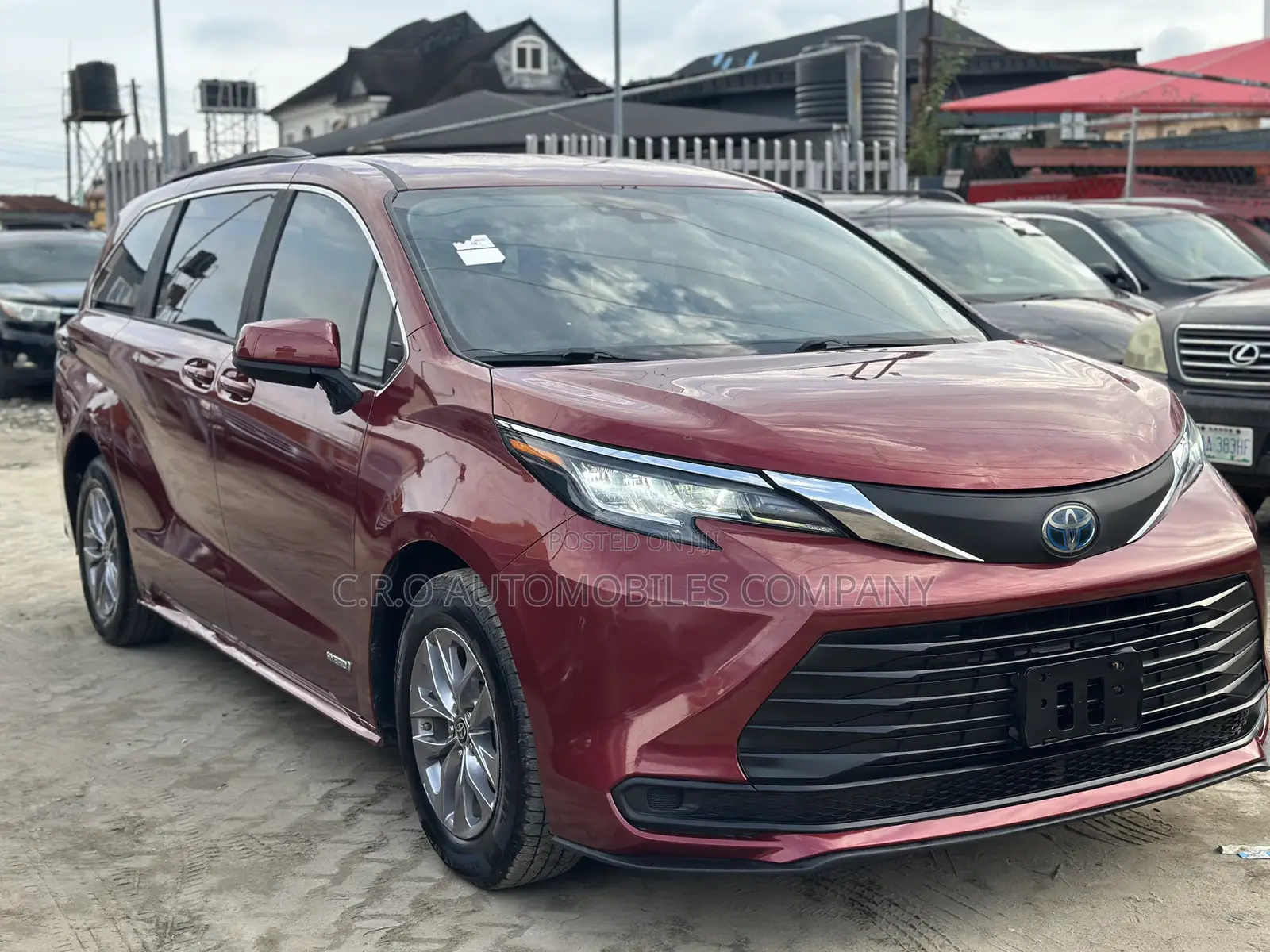 Toyota Sienna LE 8-Passenger 2021 Burgundy