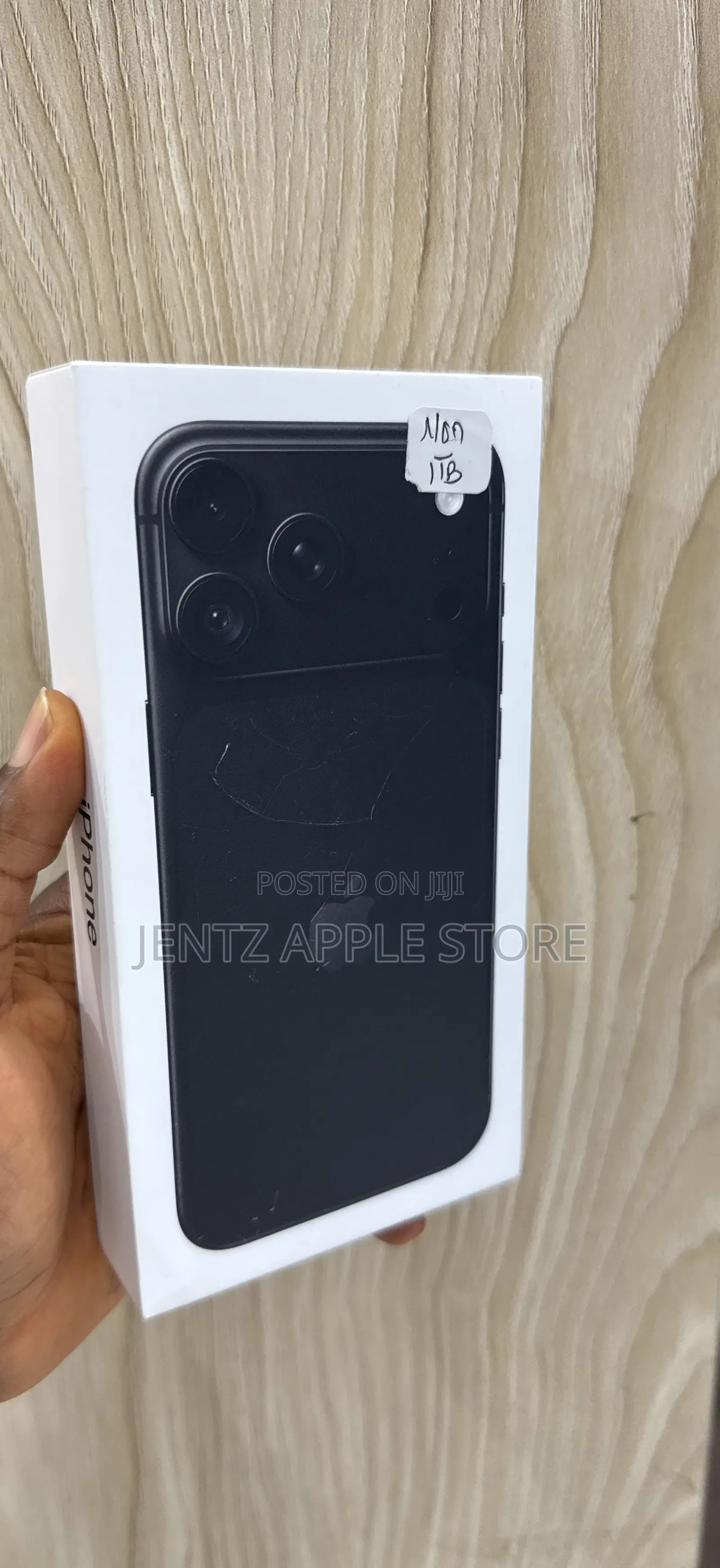 New Apple iPhone 18 Pro Max 1 TB Black