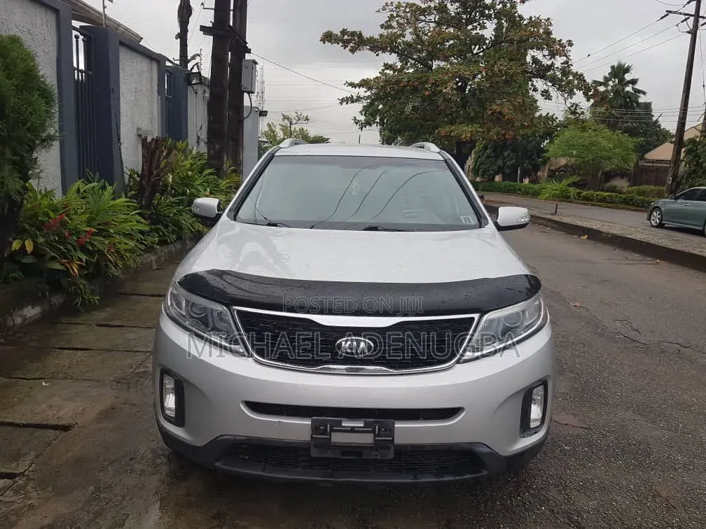 Kia Sorento 2015 Silver