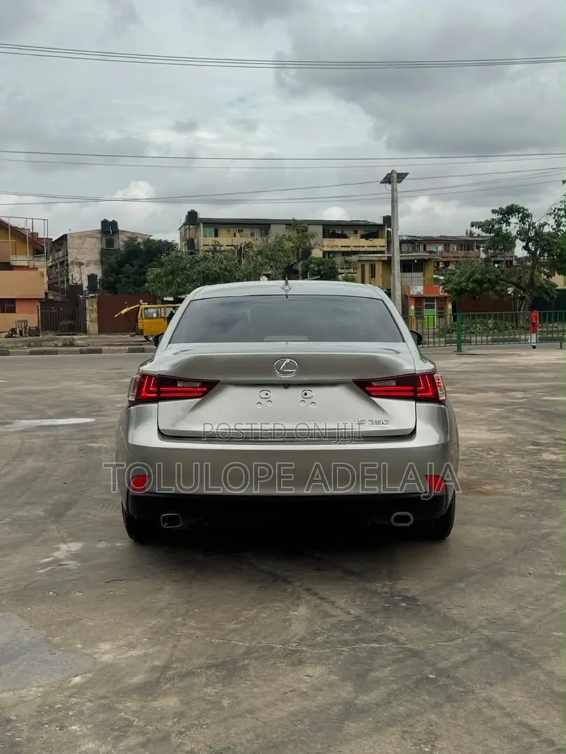 Lexus IS 250 2015 Gold