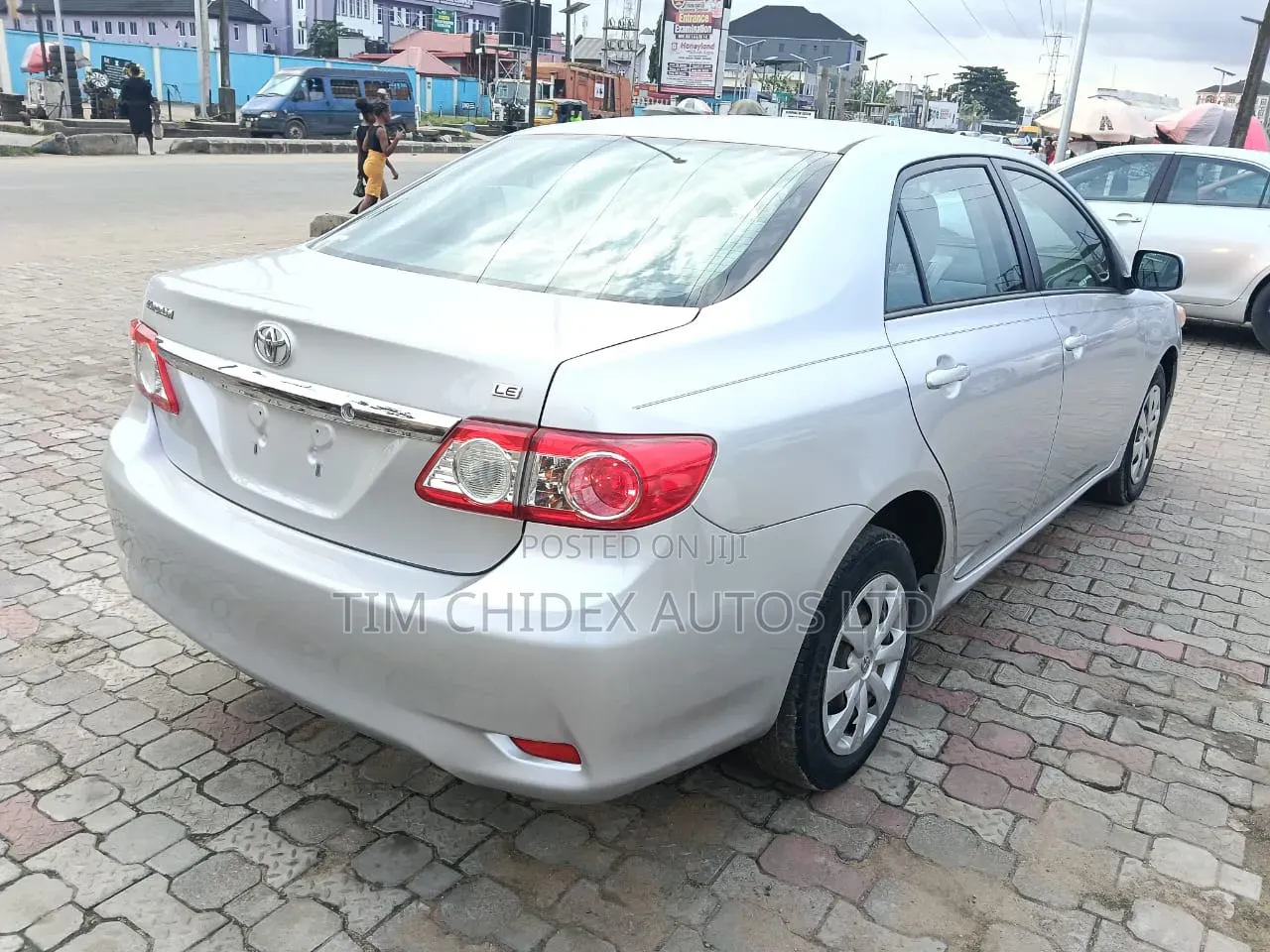 Toyota Corolla LE 4dr Sedan (1.8L 4cyl 4A) 2012 Gray