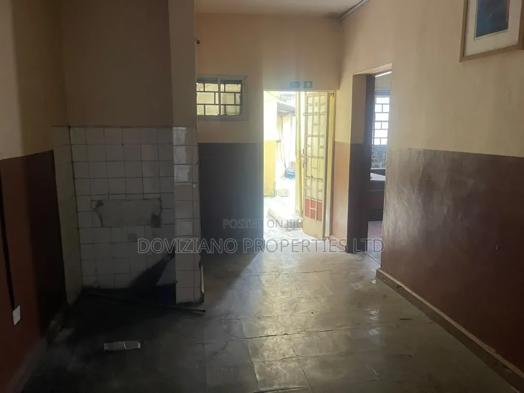 4bdrm Duplex in Alausa for rent
