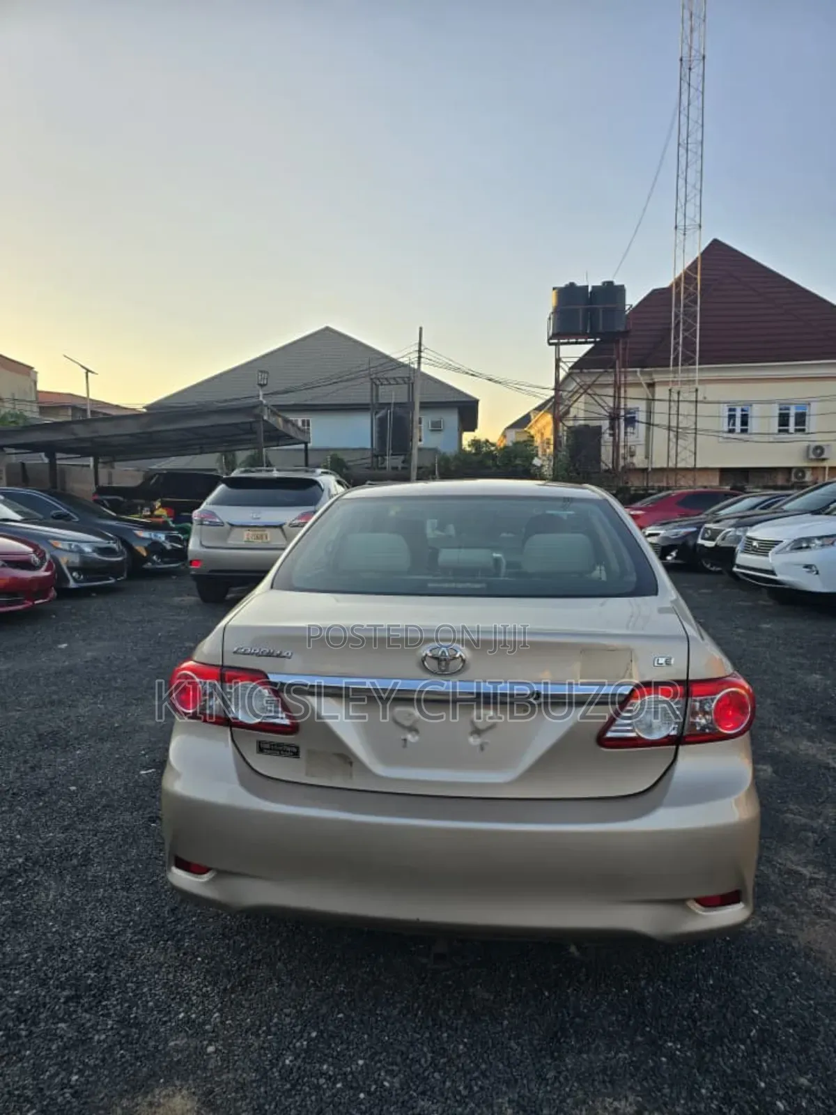 Toyota Corolla 2011 Gold