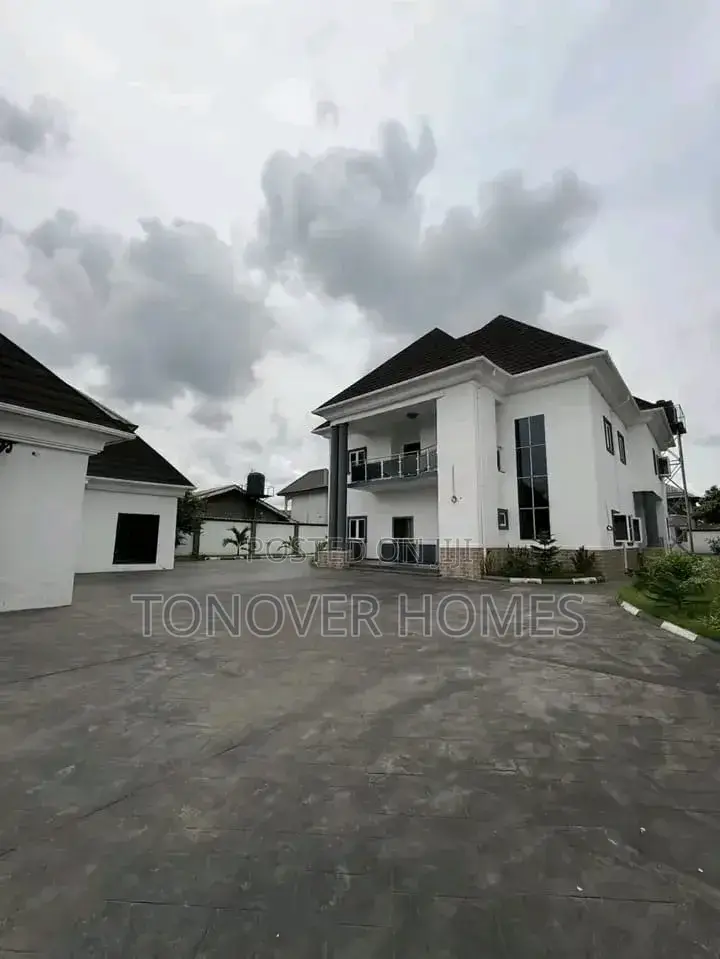 4bdrm Duplex in Udenwa Estate, Owerri for rent