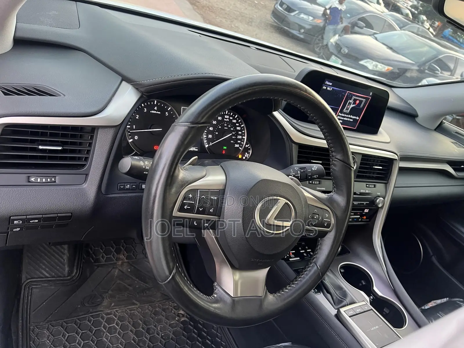 Lexus RX 2021 White