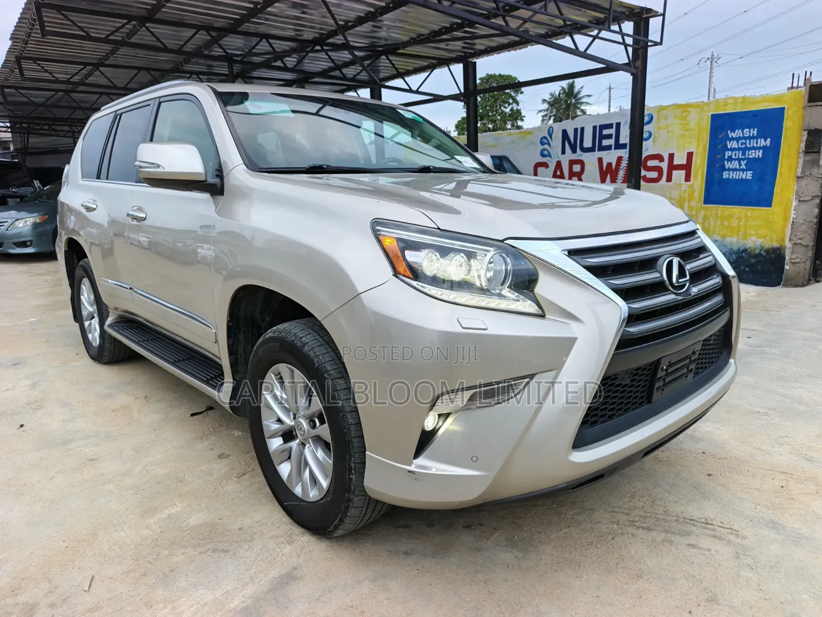 Lexus GX 460 Luxury 2015 Gold