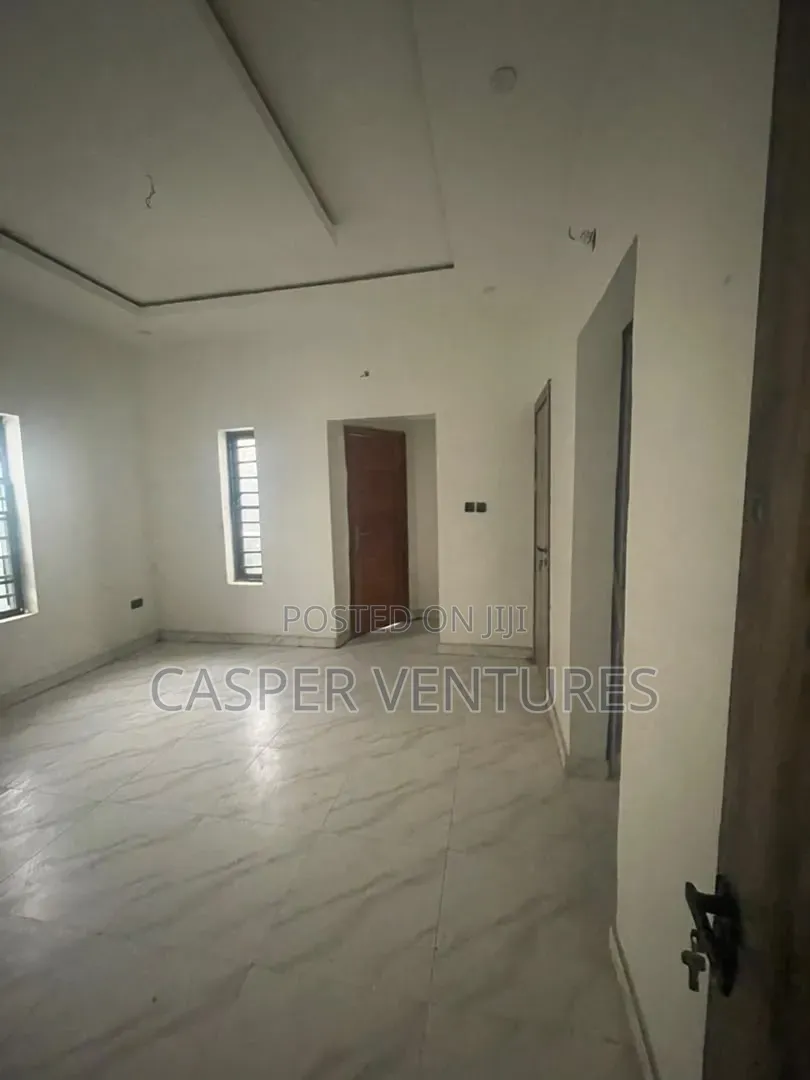 4bdrm Duplex in Orchid, Lekki Phase 2 for sale