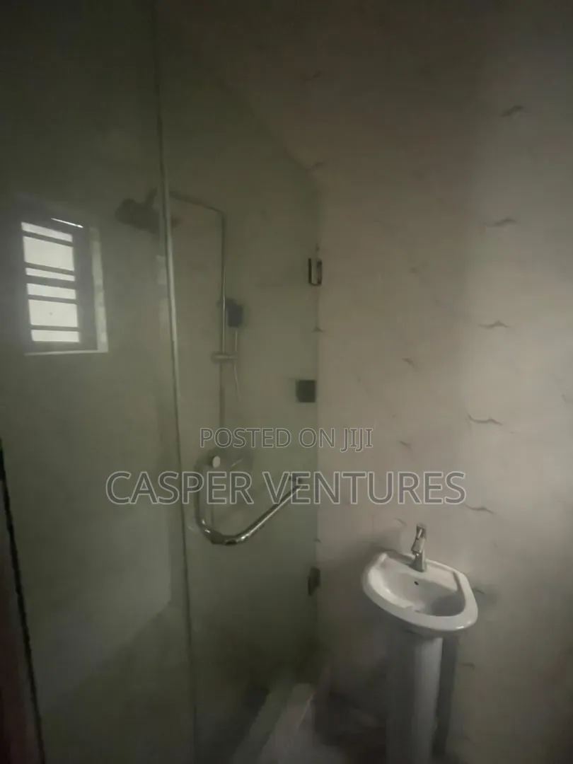 4bdrm Duplex in Orchid, Lekki Phase 2 for sale