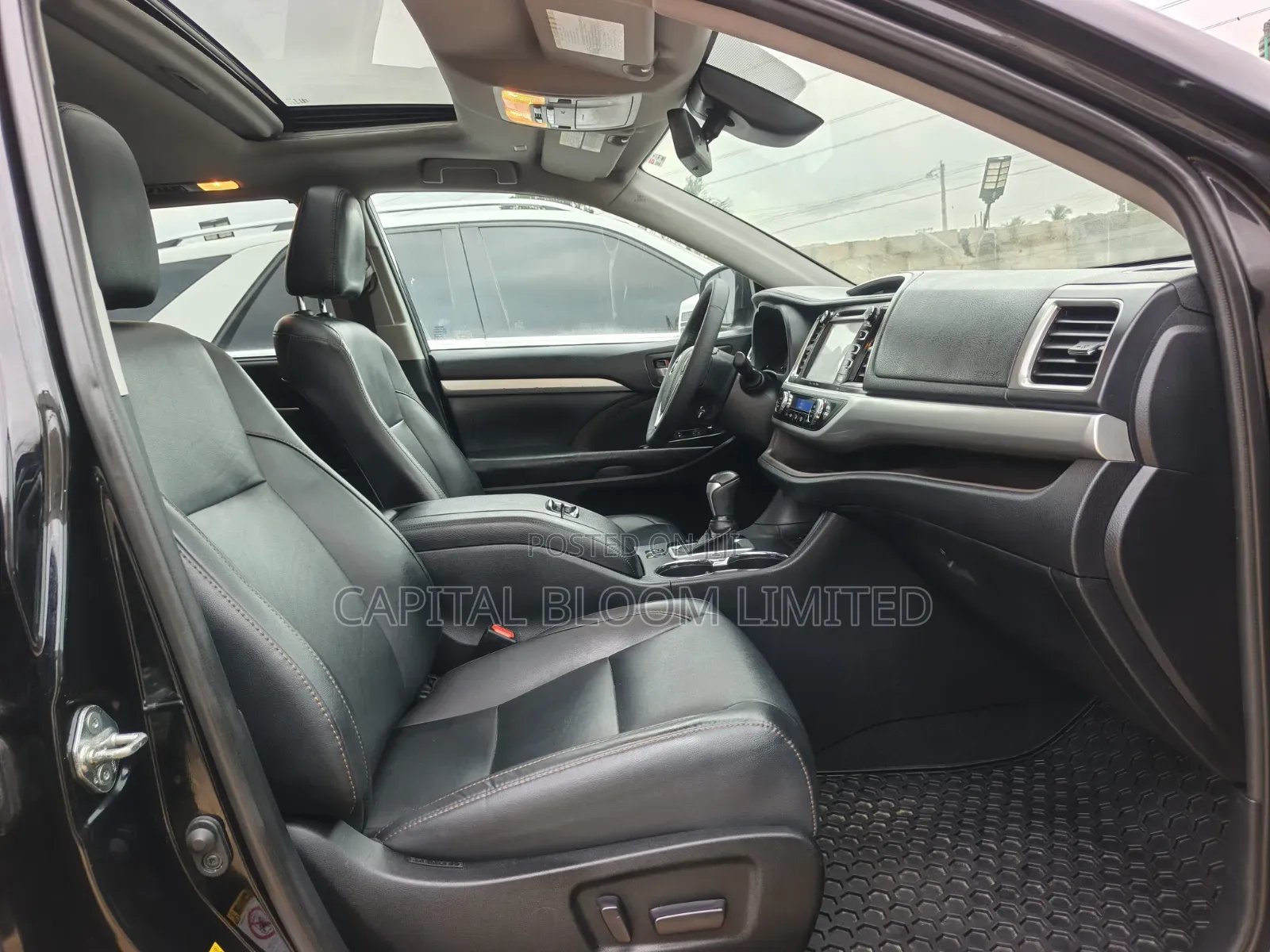 Toyota Highlander XLE 2019 Black
