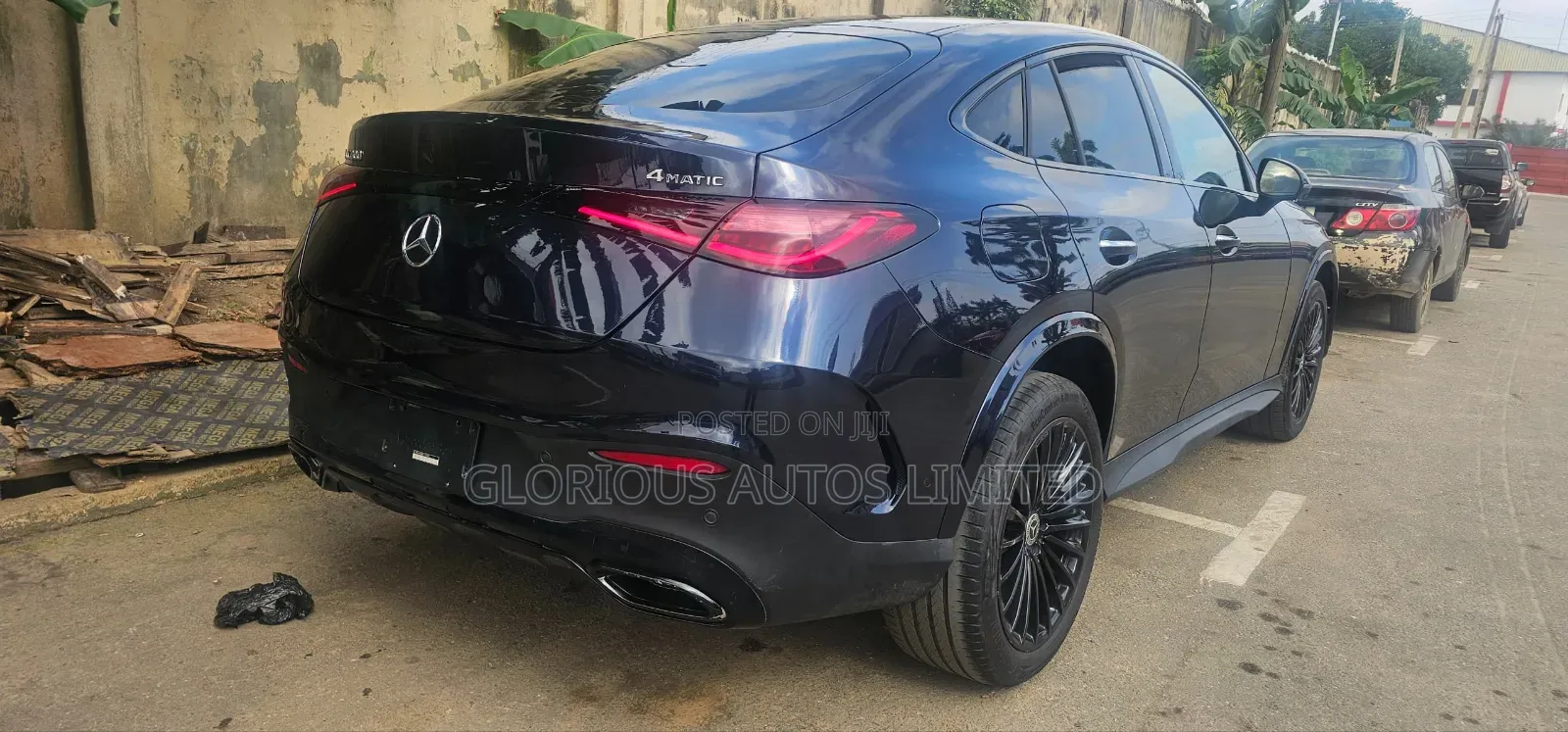 Mercedes-Benz GLC-Class GLC 300 2024 Blue
