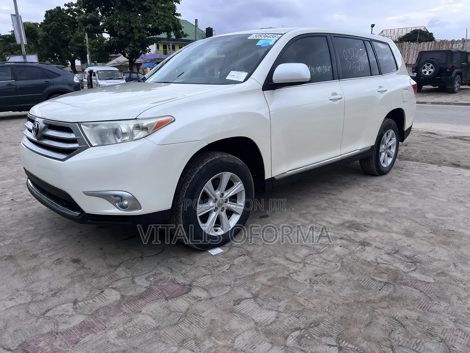 Toyota Highlander 2.7L 2WD 2013 Off white