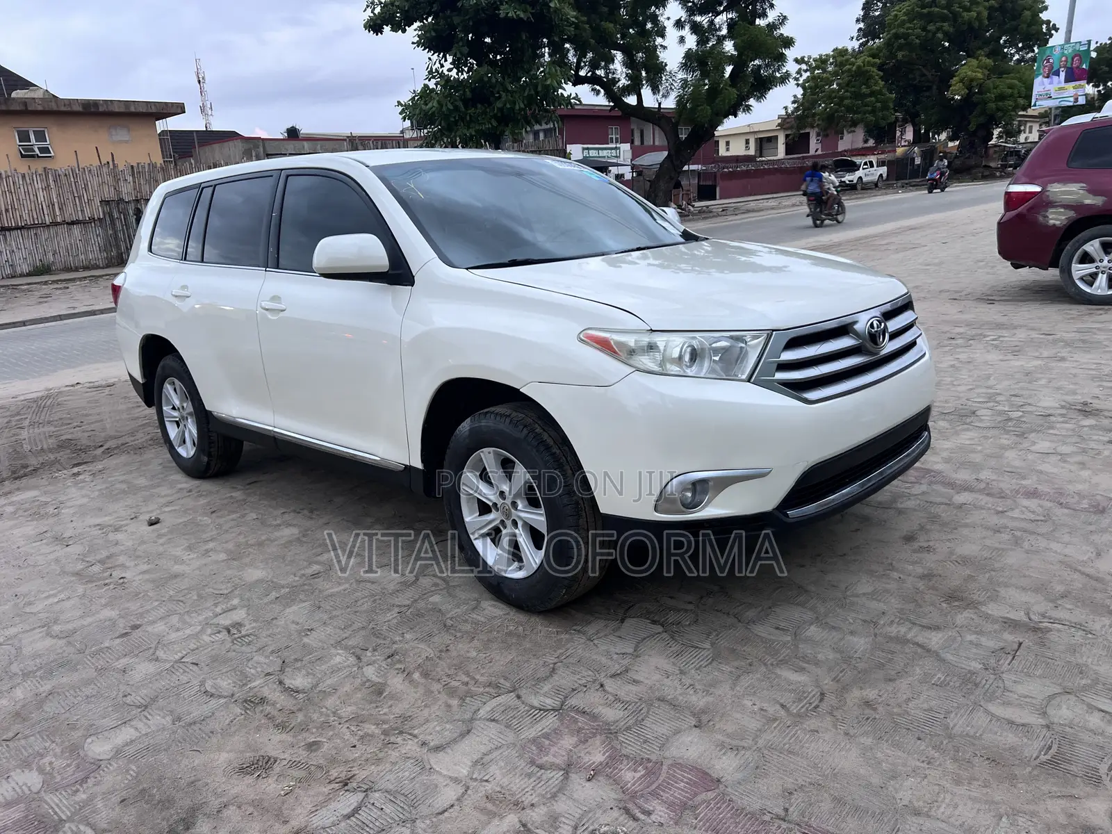 Toyota Highlander 2.7L 2WD 2013 Off white