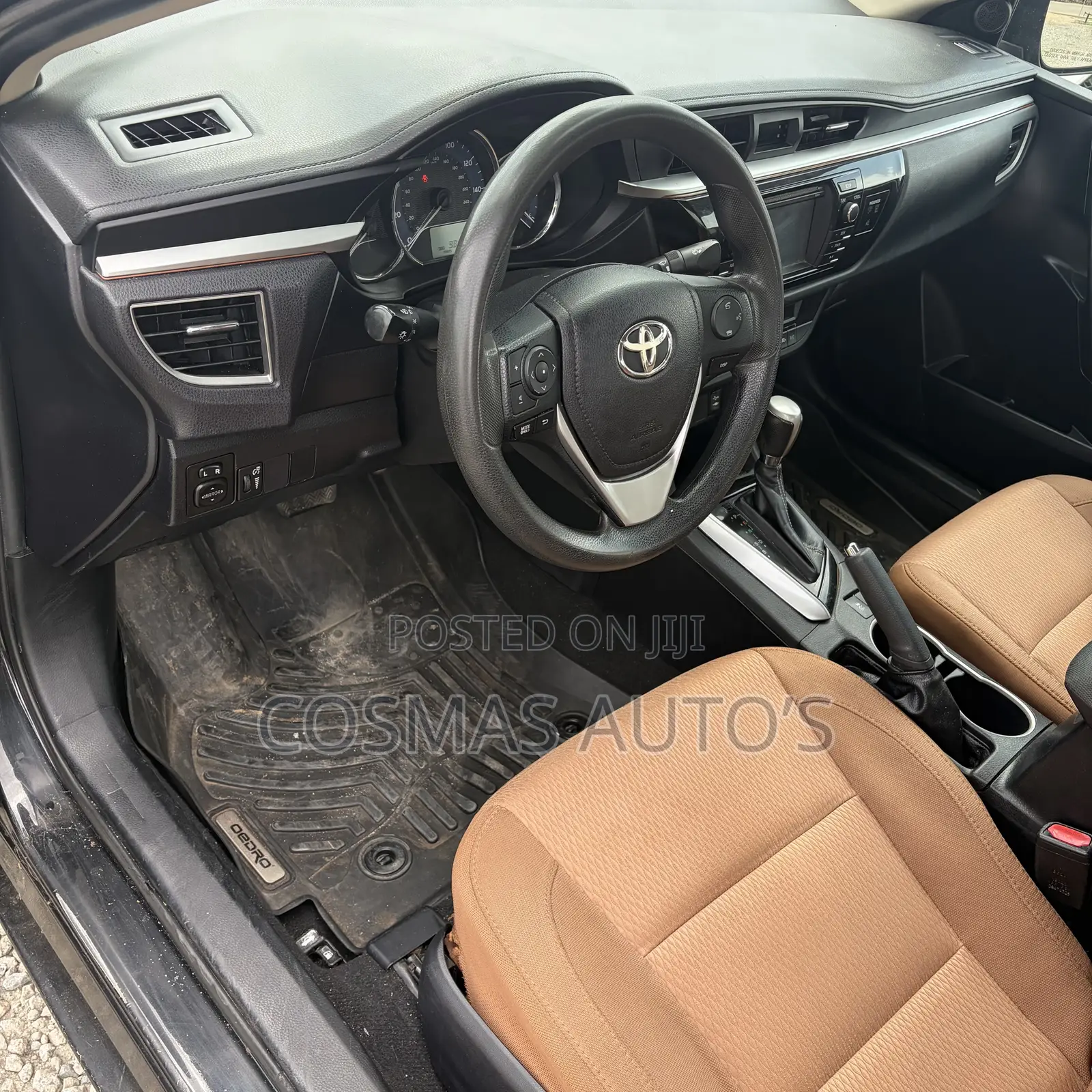Toyota Corolla LE Premium 4dr Sedan (1.8L 4cyl CVT) 2016 Black