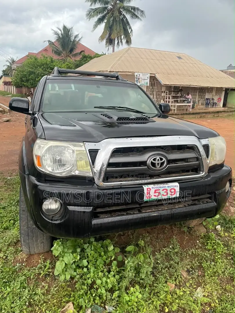 Toyota Tacoma 2008 Black